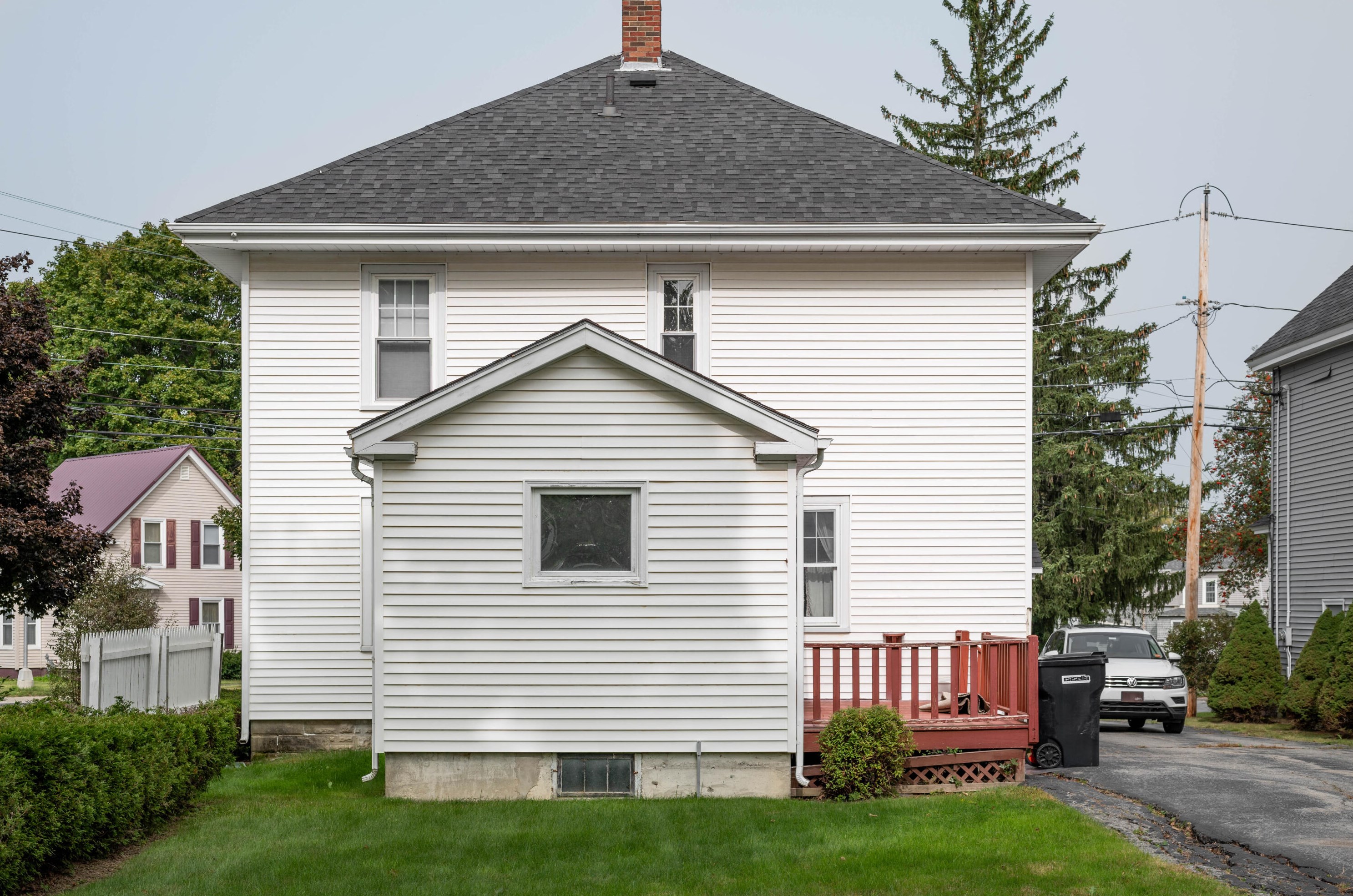 5 Boutelle Rd, Bangor, ME 04401-5874