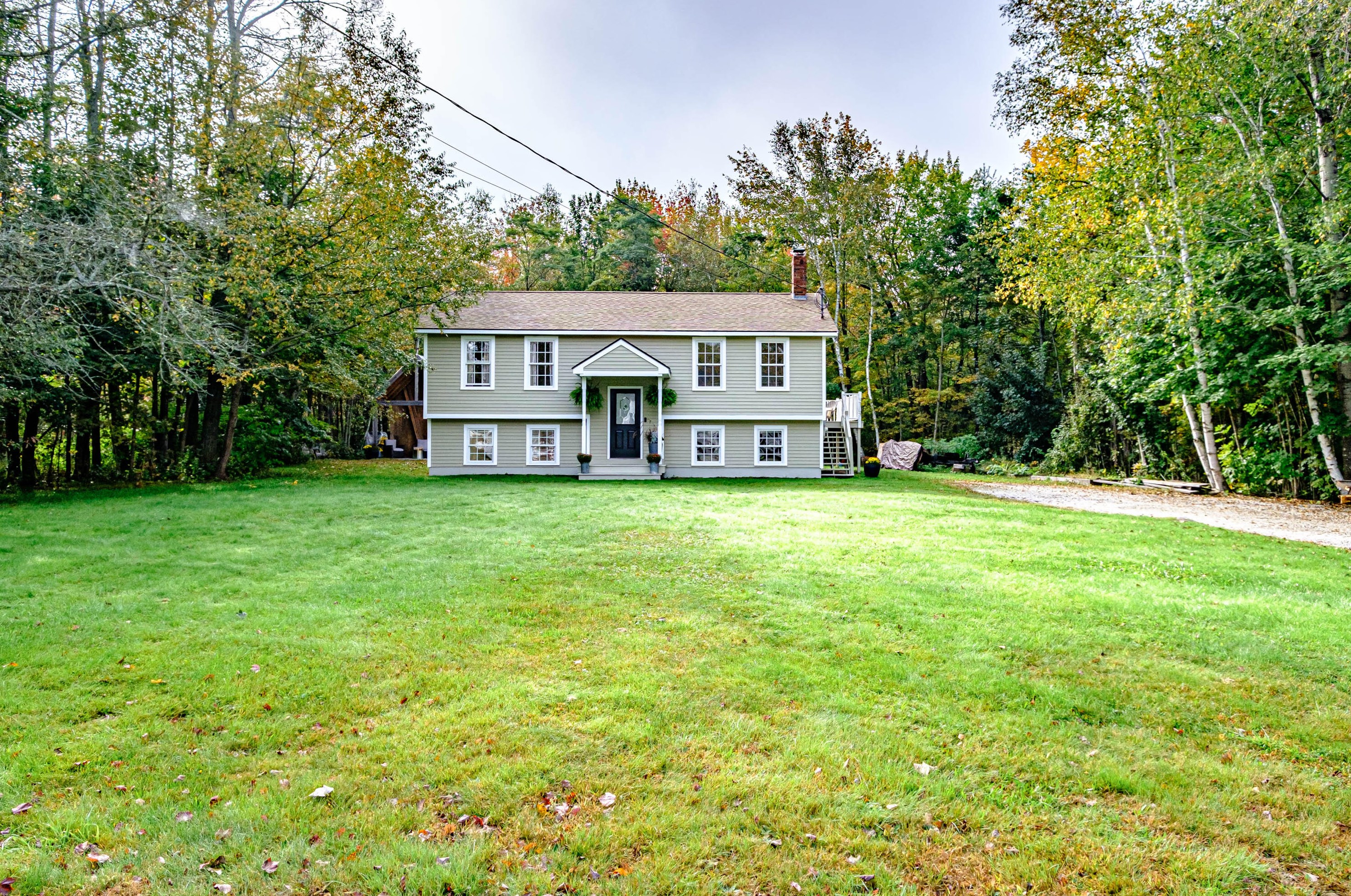 25 Paradise Rd, Bethel, ME 04217