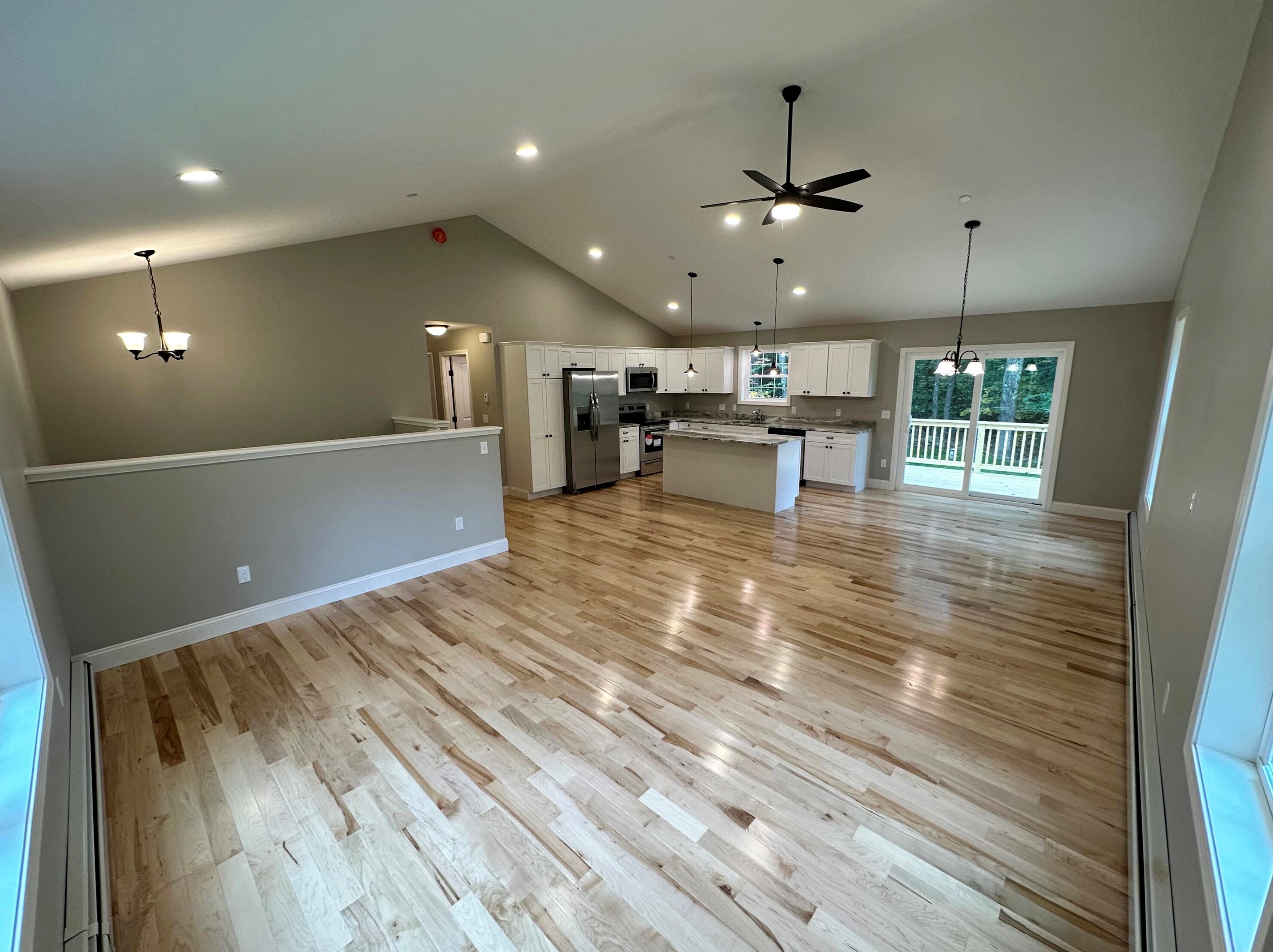 108 Lewiston Rd, Gray, ME 04039