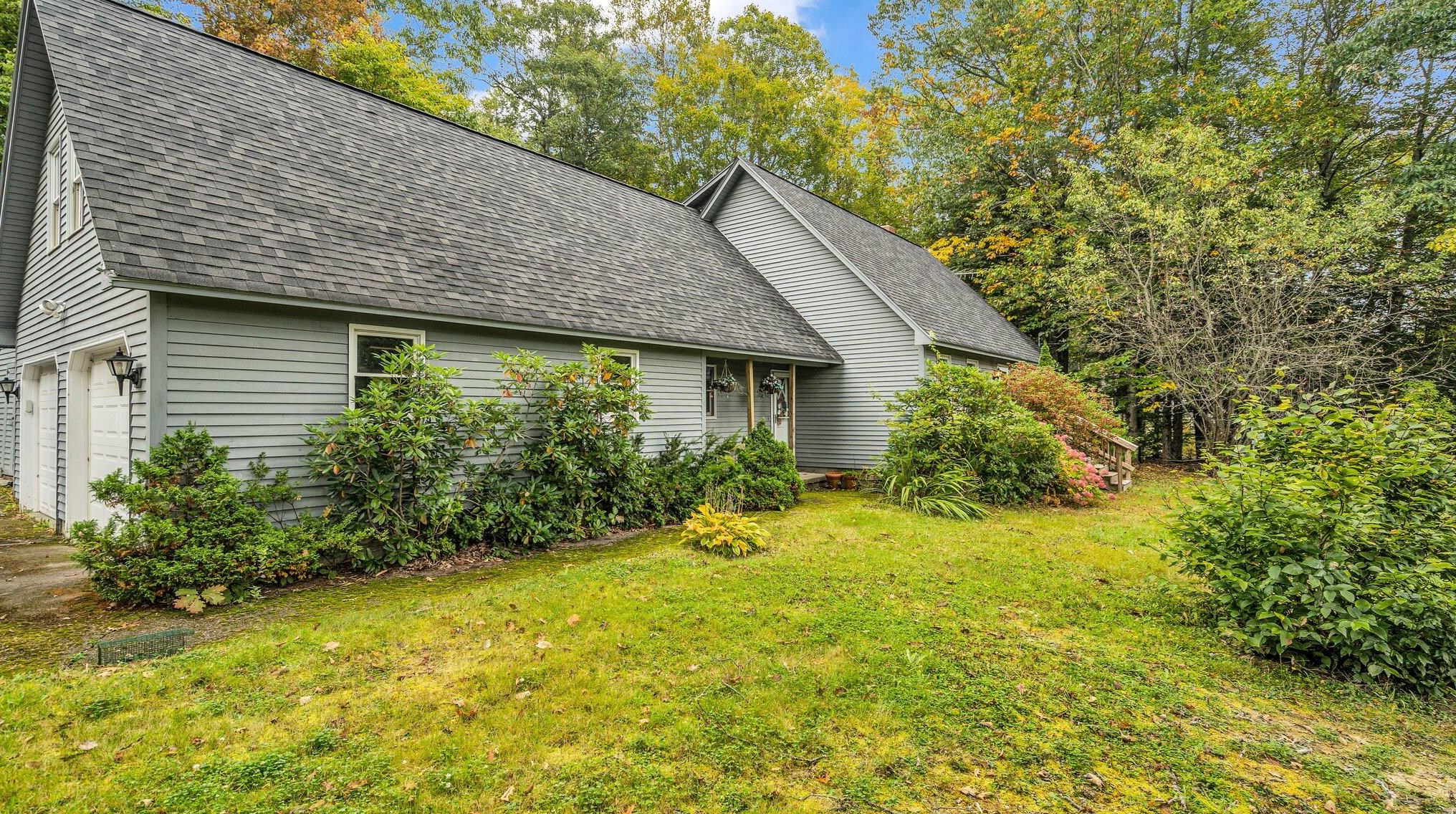 4 Coolidge St, Waterville, ME 04901