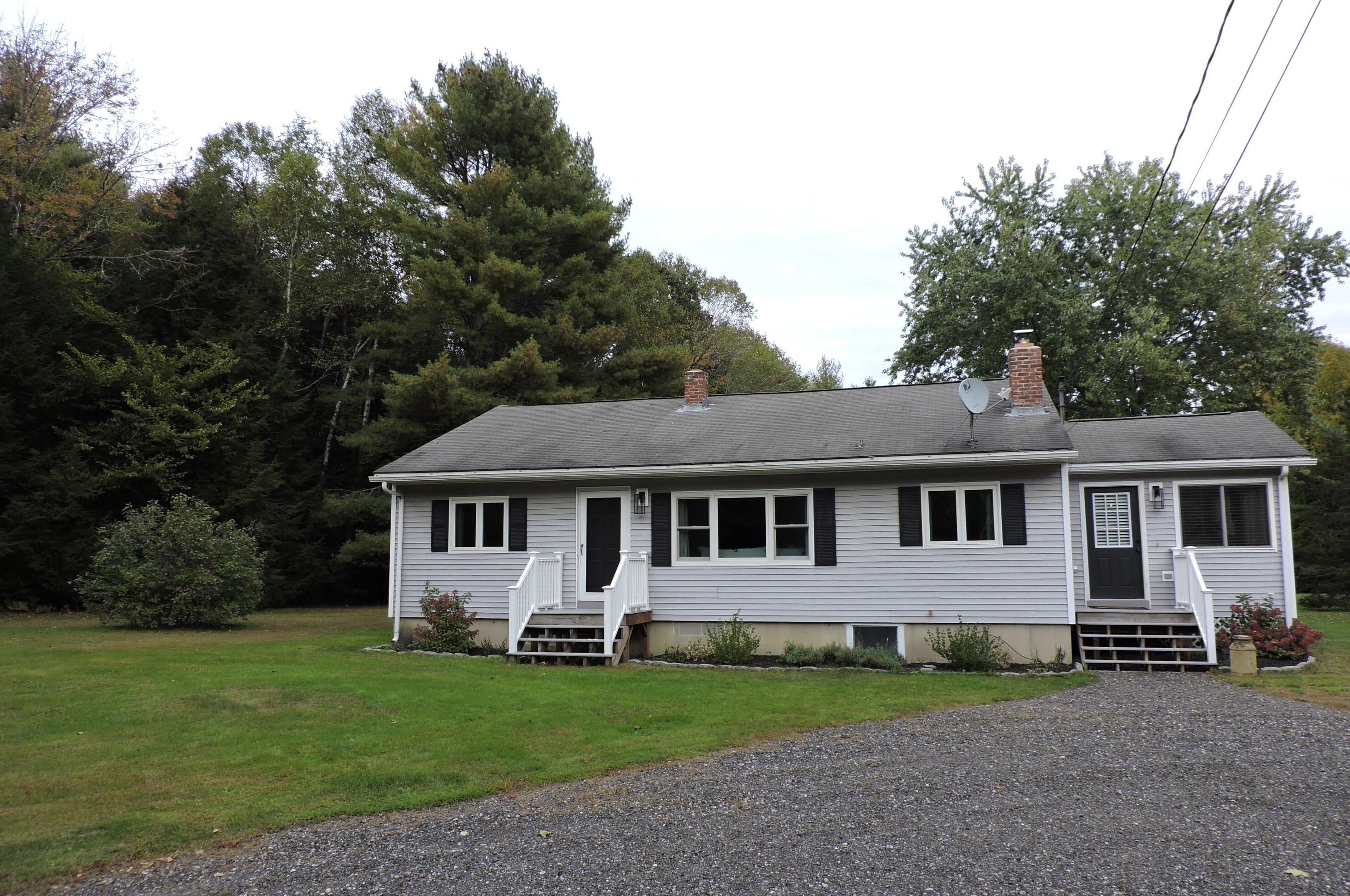 151 Chimney Rd, Readfield, ME 04355 exterior