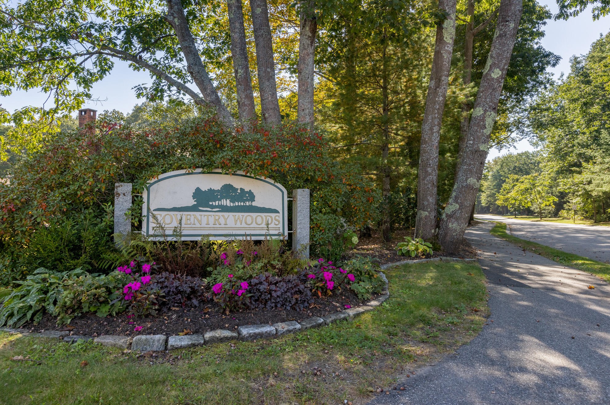 11 Lancaster Ct, Kennebunk ME  04043 exterior
