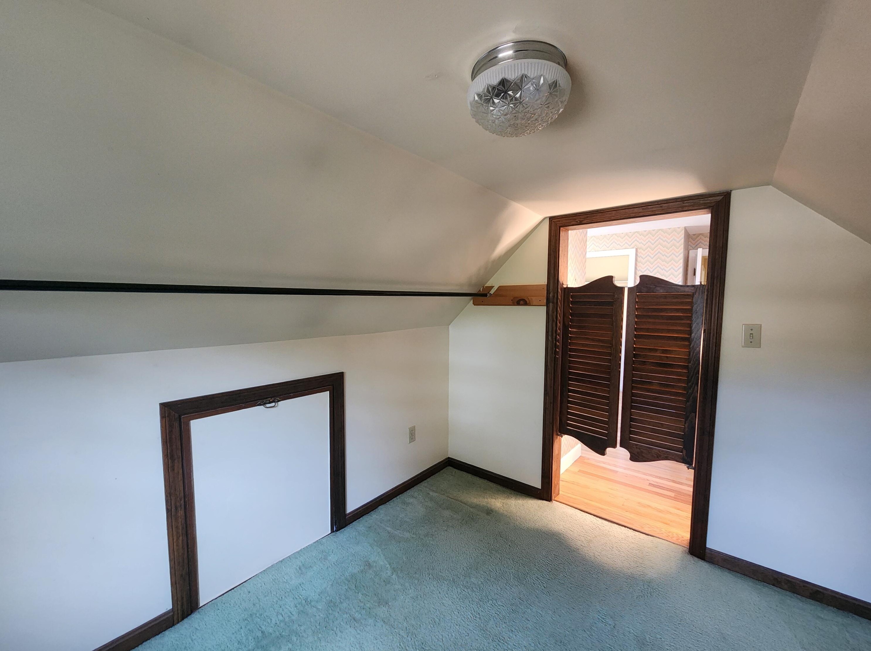 84 Abby Ln, Portland ME 04103-2270 exterior