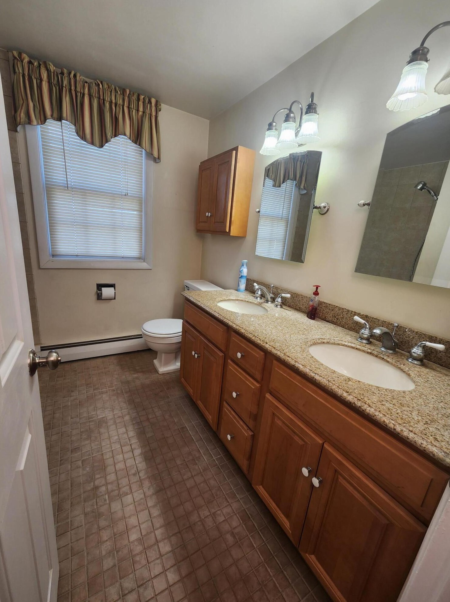 84 Abby Ln, Portland ME 04103-2270 exterior