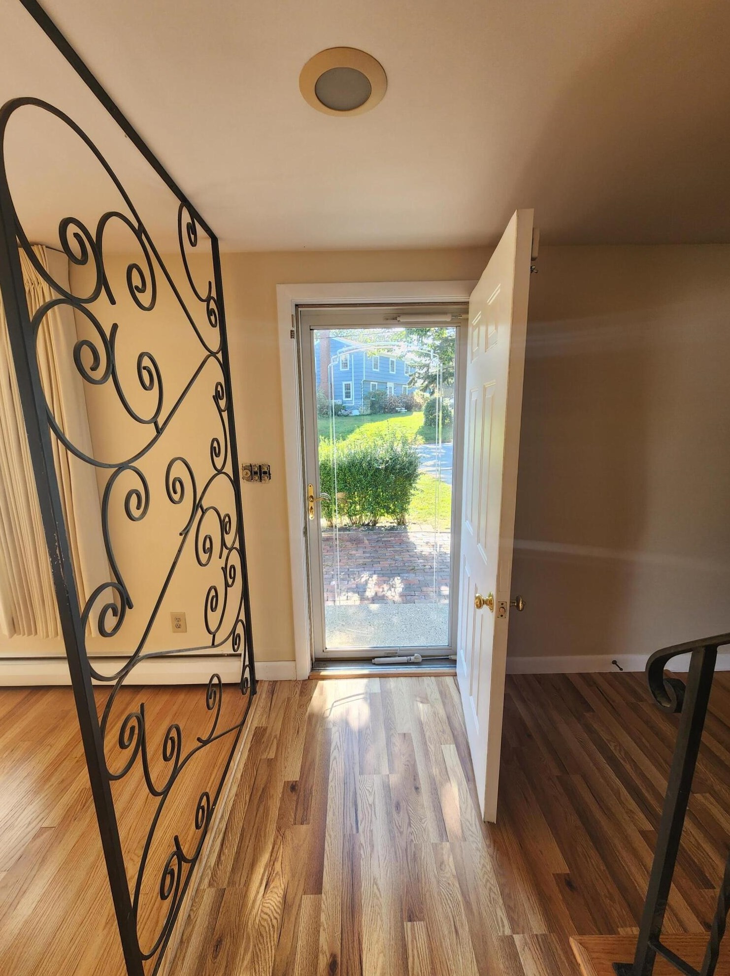 84 Abby Ln, Portland ME 04103-2270 exterior