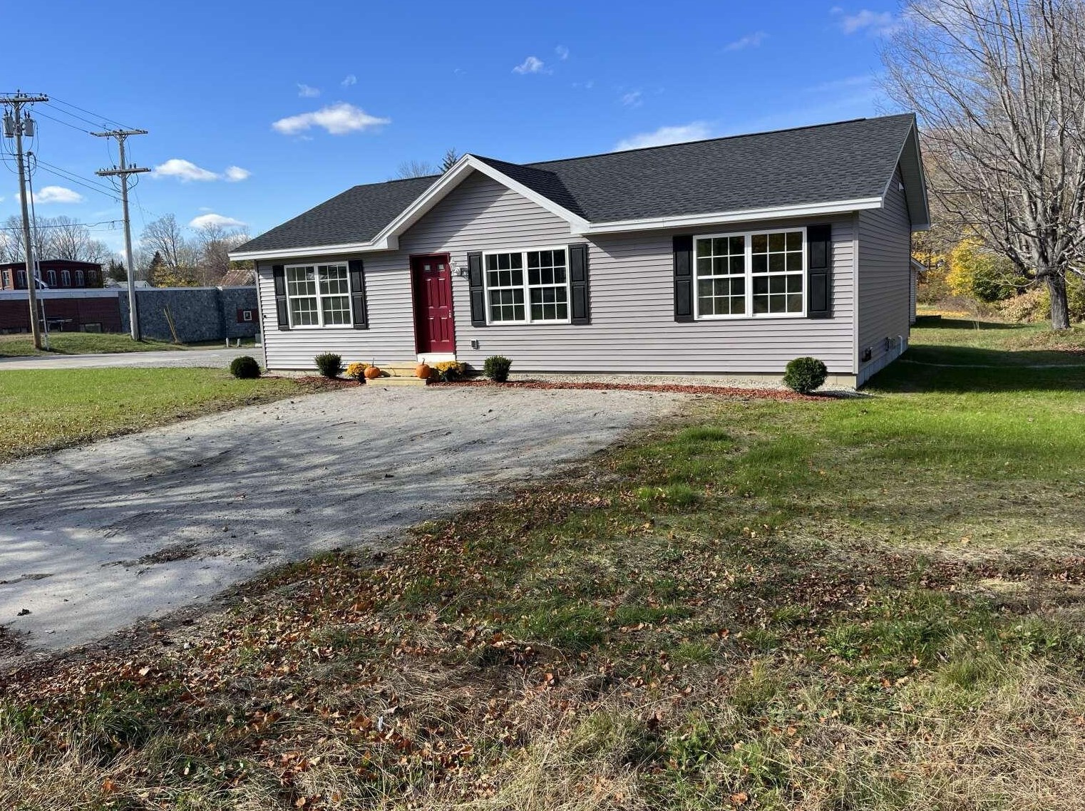 277 King St, Otisfield, ME 04270