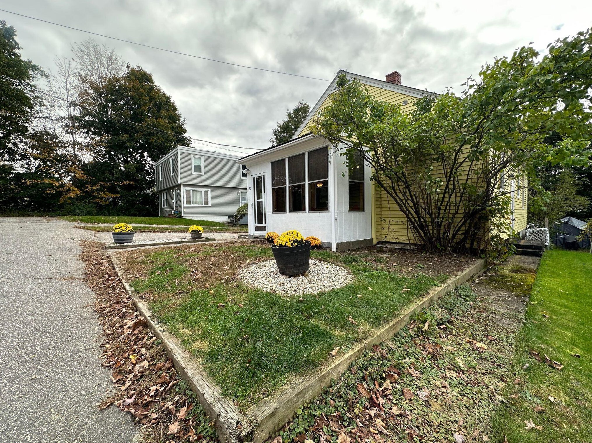 59 Fulton St, Auburn, ME 04210-6609