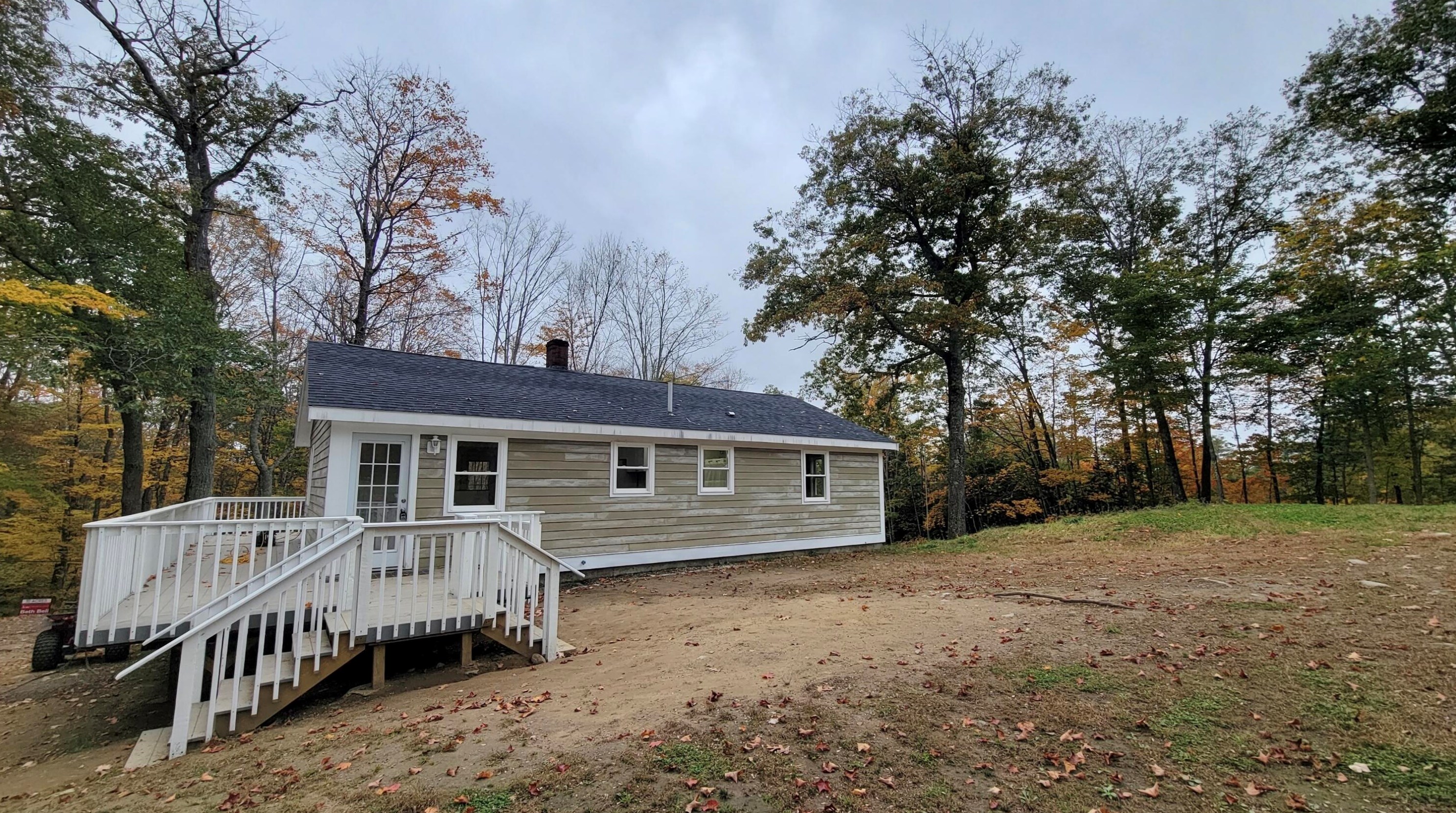 16 Lawrence Rd, Pownal, ME 04069