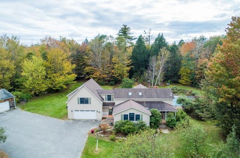 28 Hillcrest Ln, Bowdoinham, ME 04008 exterior