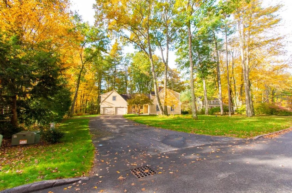 4 Winding Brook Ln, Saco, ME 04072 exterior