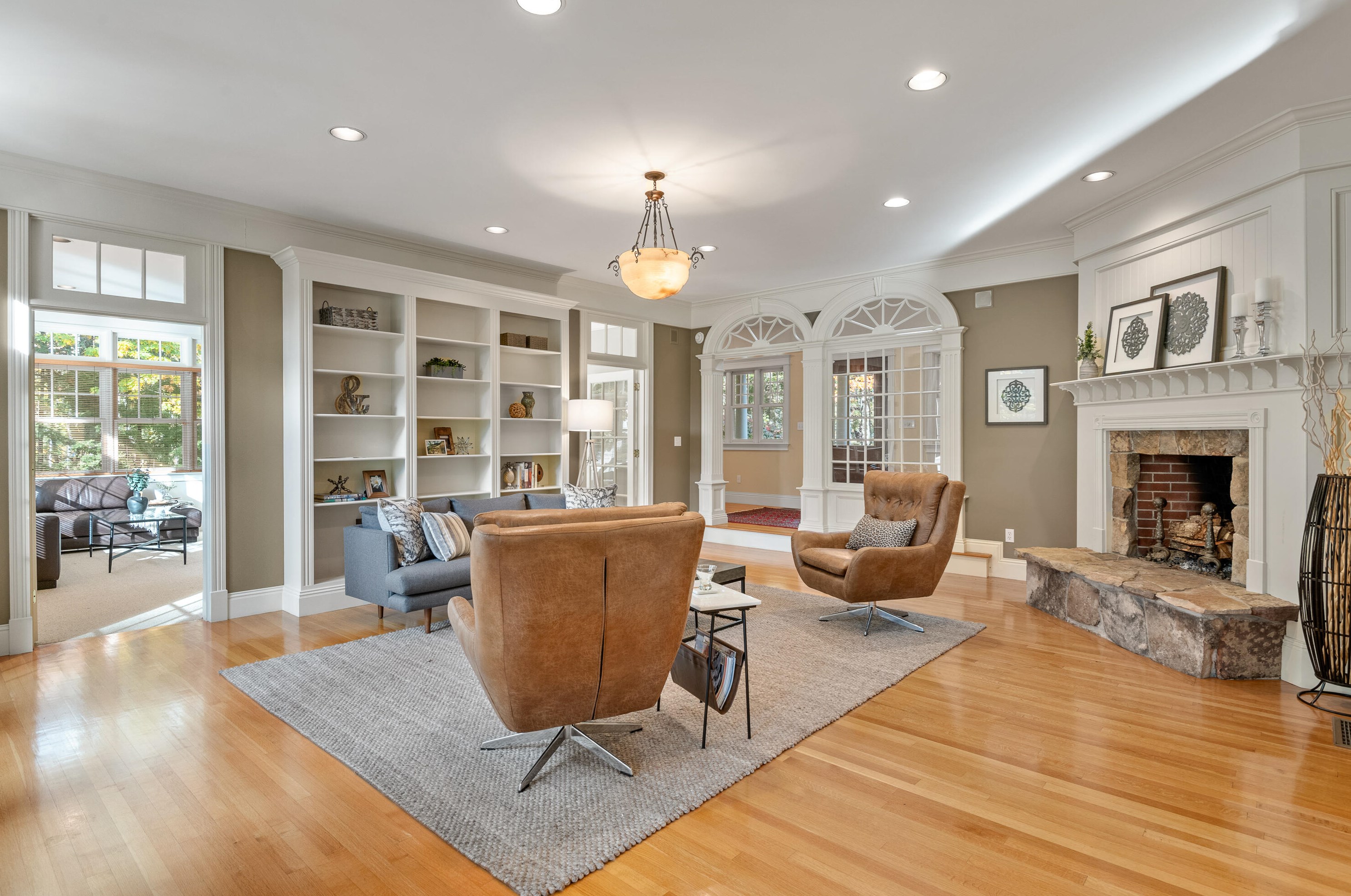 26 Woodlands Dr, Portland ME  04105-1159 exterior