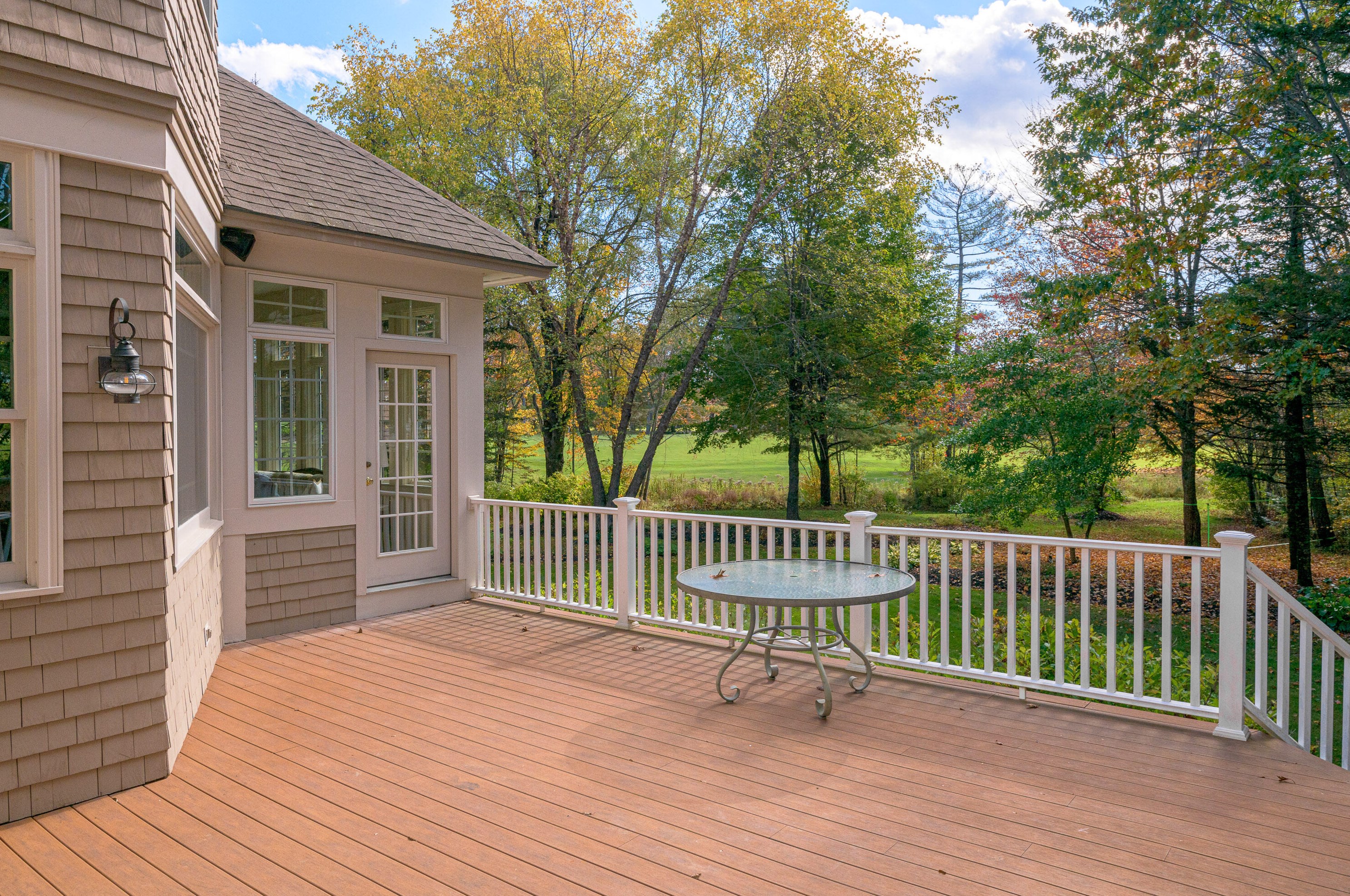 26 Woodlands Dr, Portland ME  04105-1159 exterior