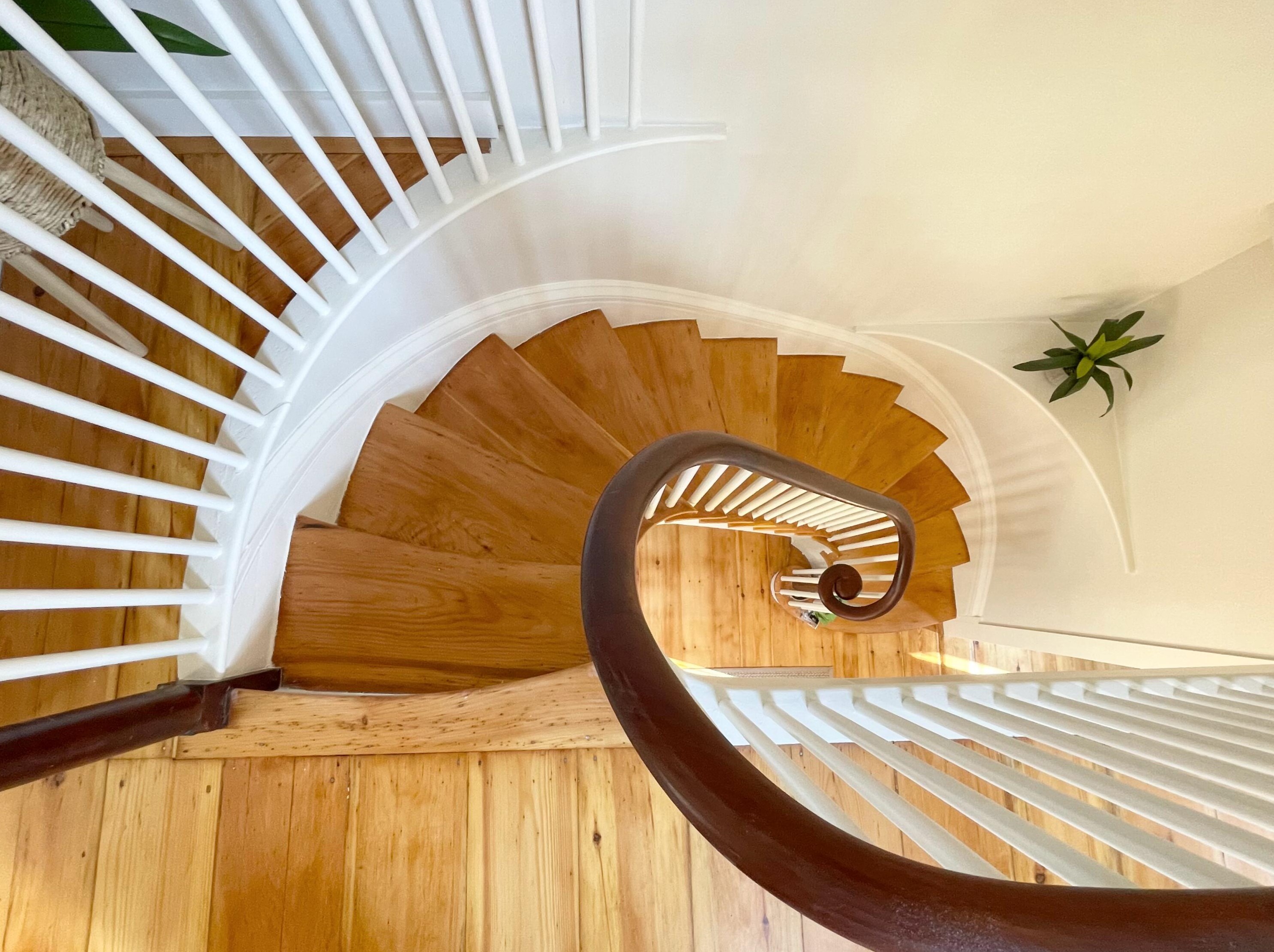 259 Falmouth Rd, Portland ME  04105-2064 exterior