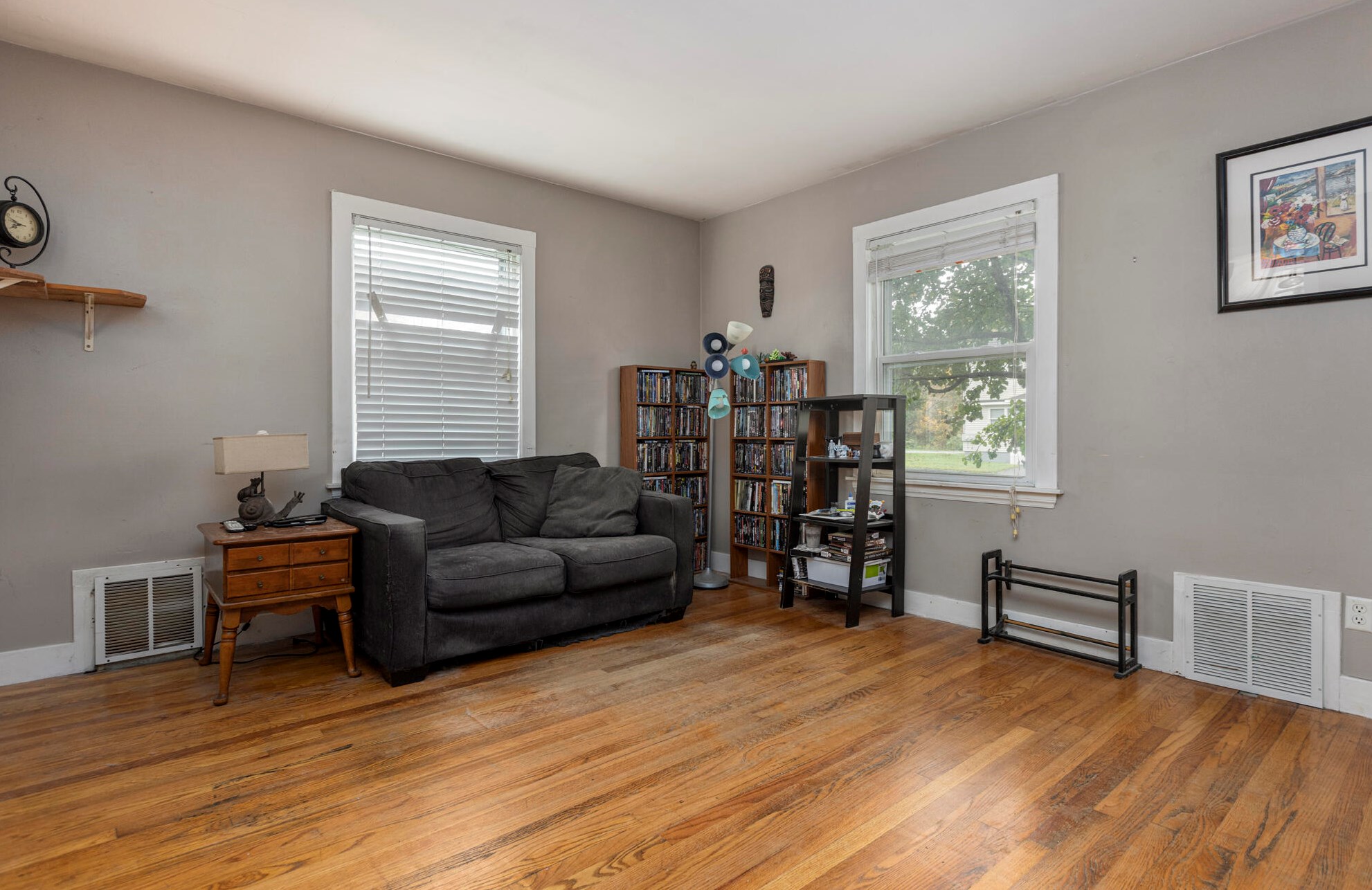 927 Brighton Ave, Portland, ME 04102 exterior
