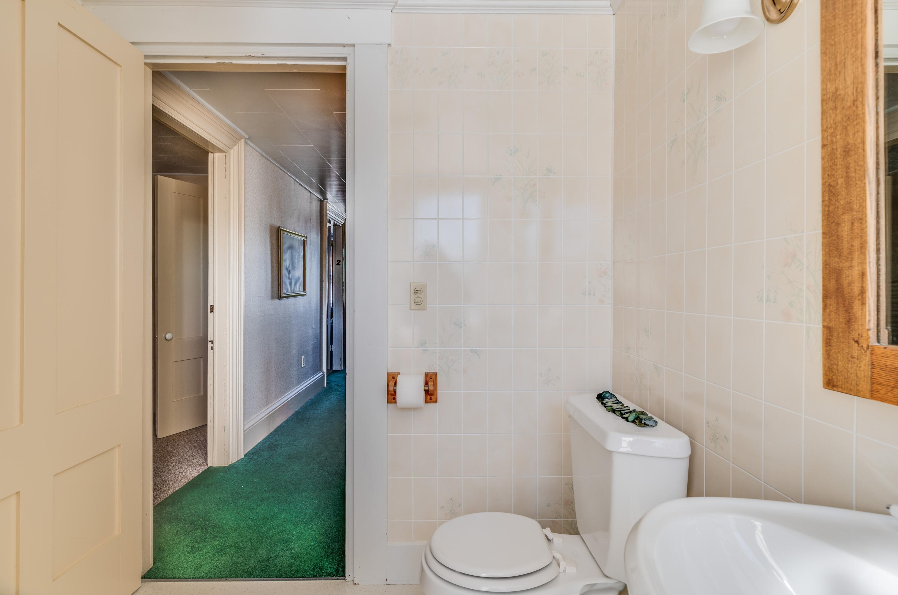 79 Pleasant St, Sebec ME  04426-1239 exterior