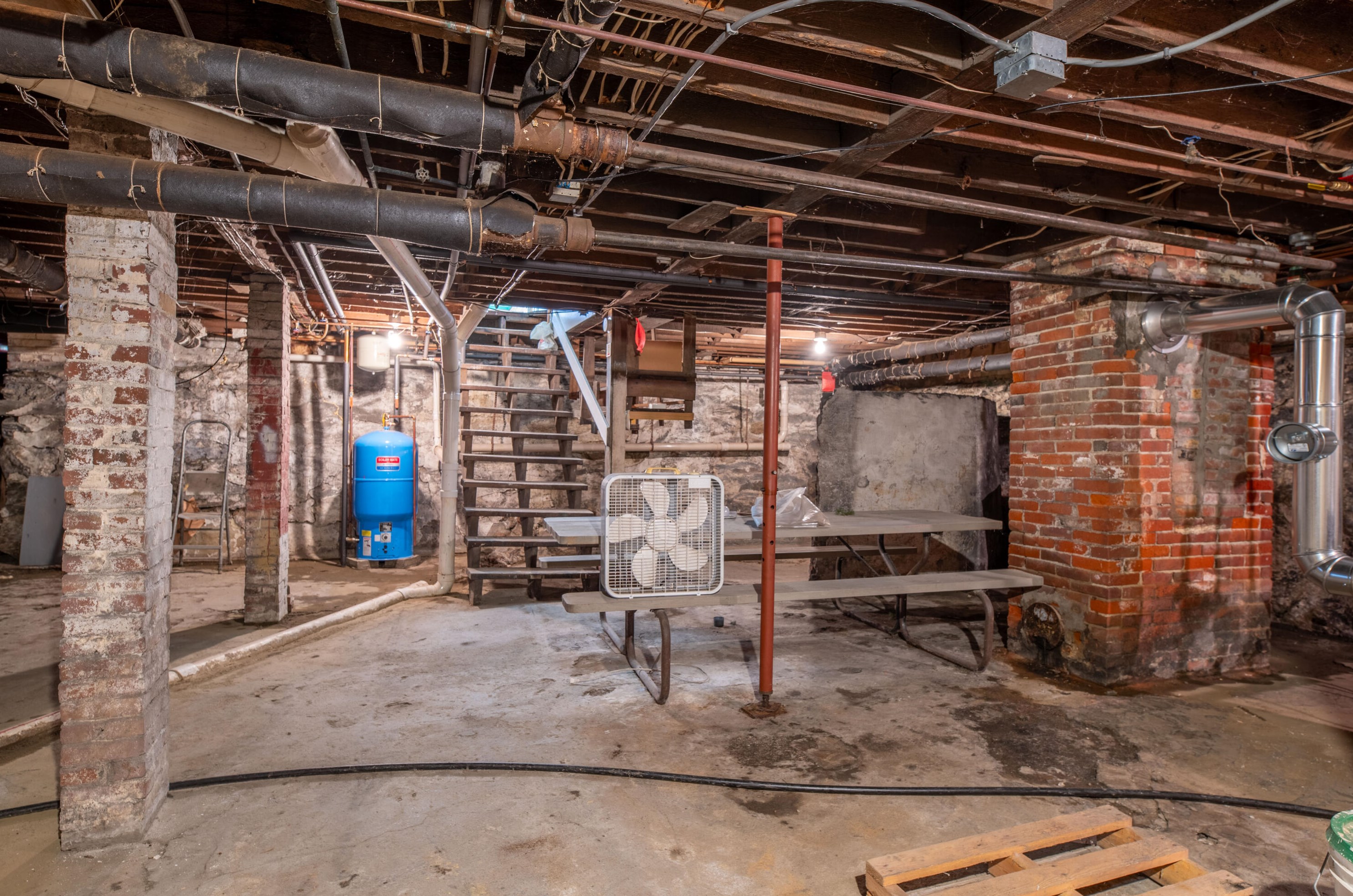 79 Pleasant St, Sebec ME  04426-1239 exterior