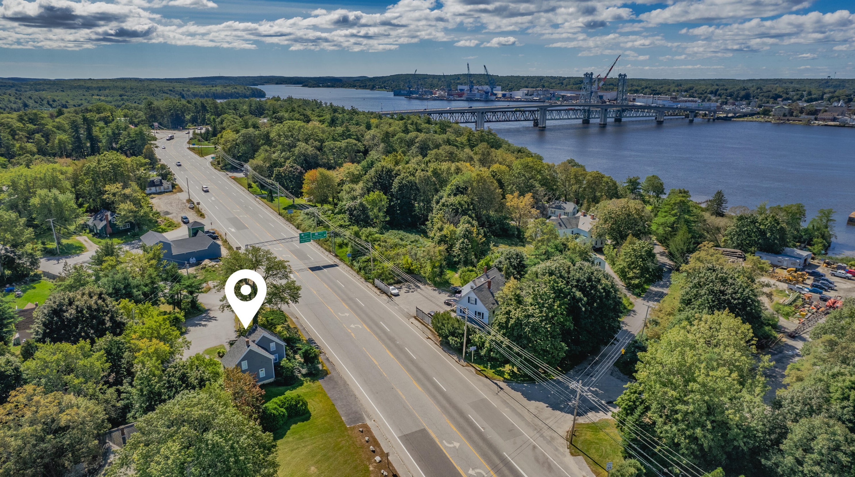 77 Main St, Woolwich, ME 04579