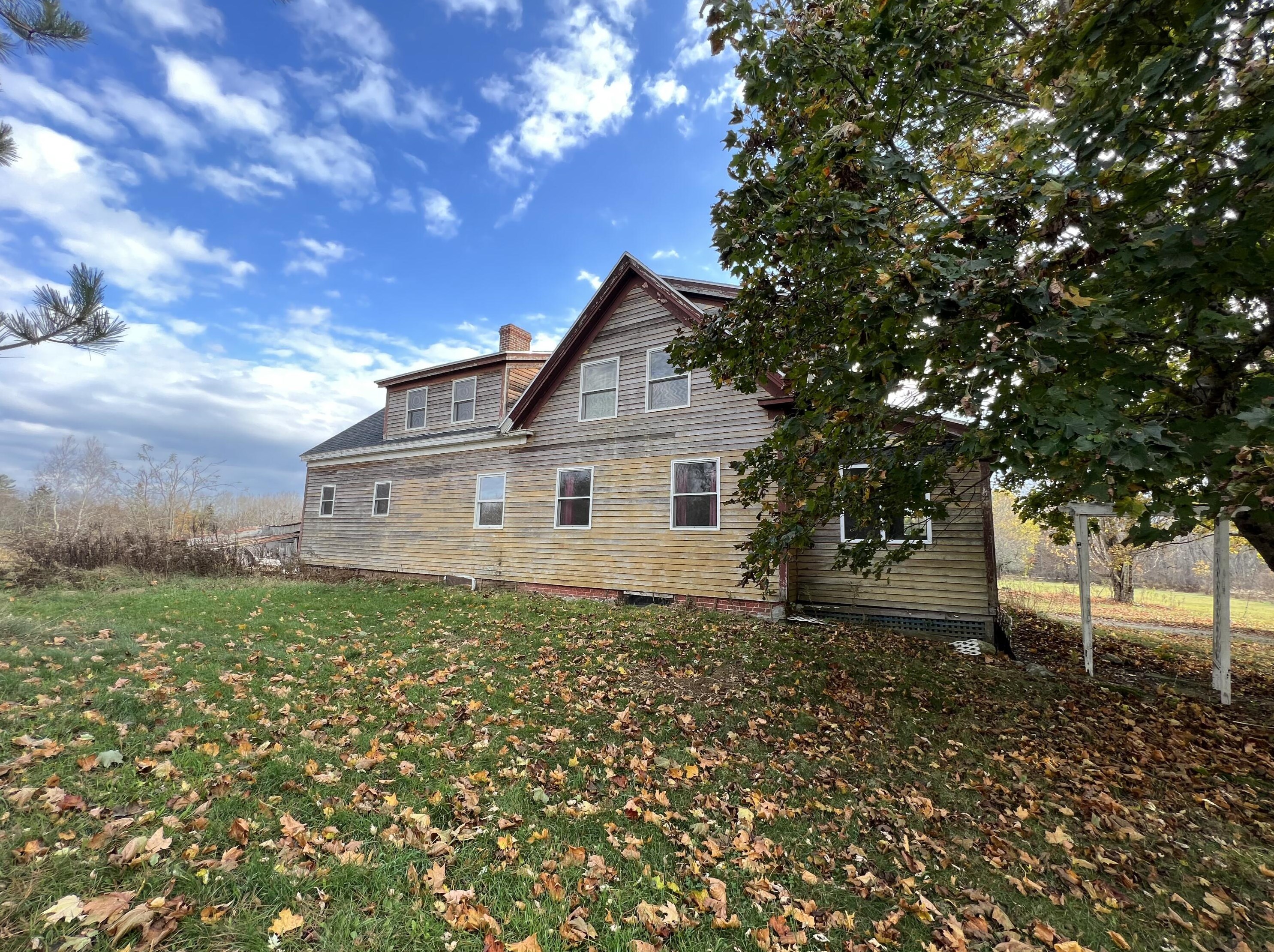 819 Red Bridge Rd, Waltham, ME 04605