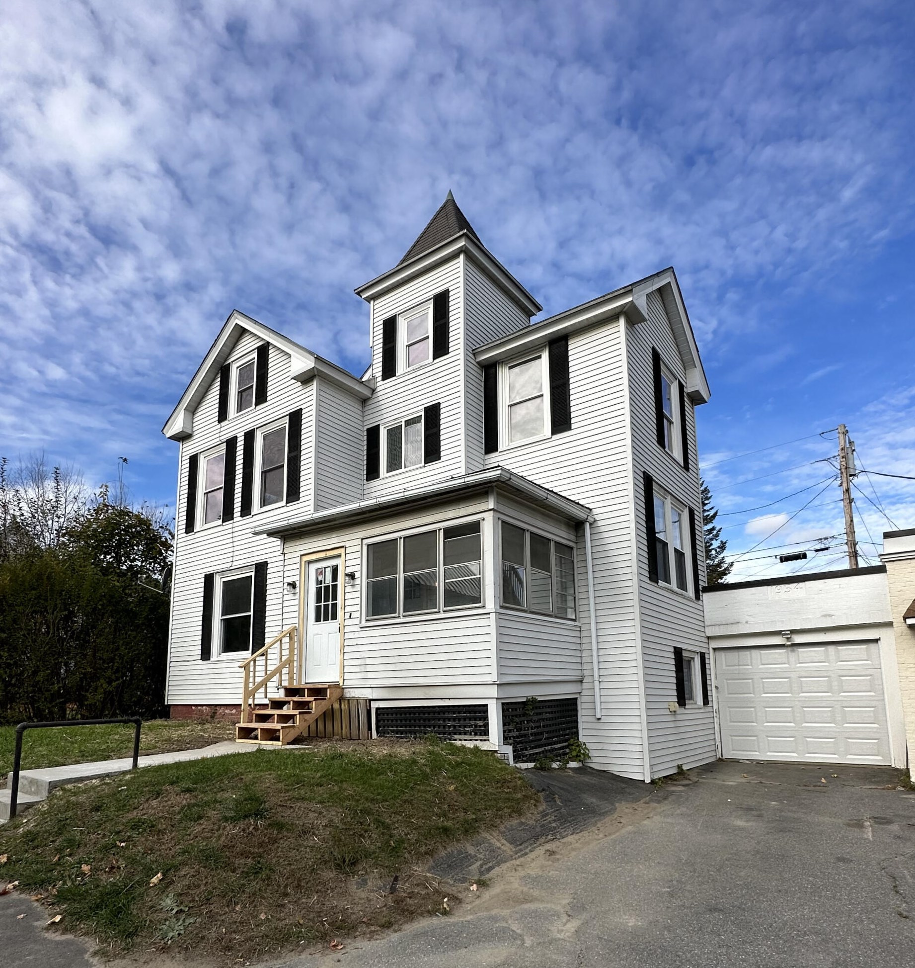 5 Leighton St, Waterville, ME 04901