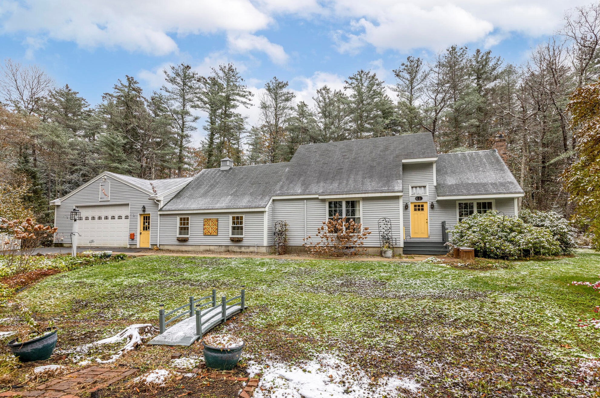 3 Friar Ln, Cumberland, ME 04021 exterior