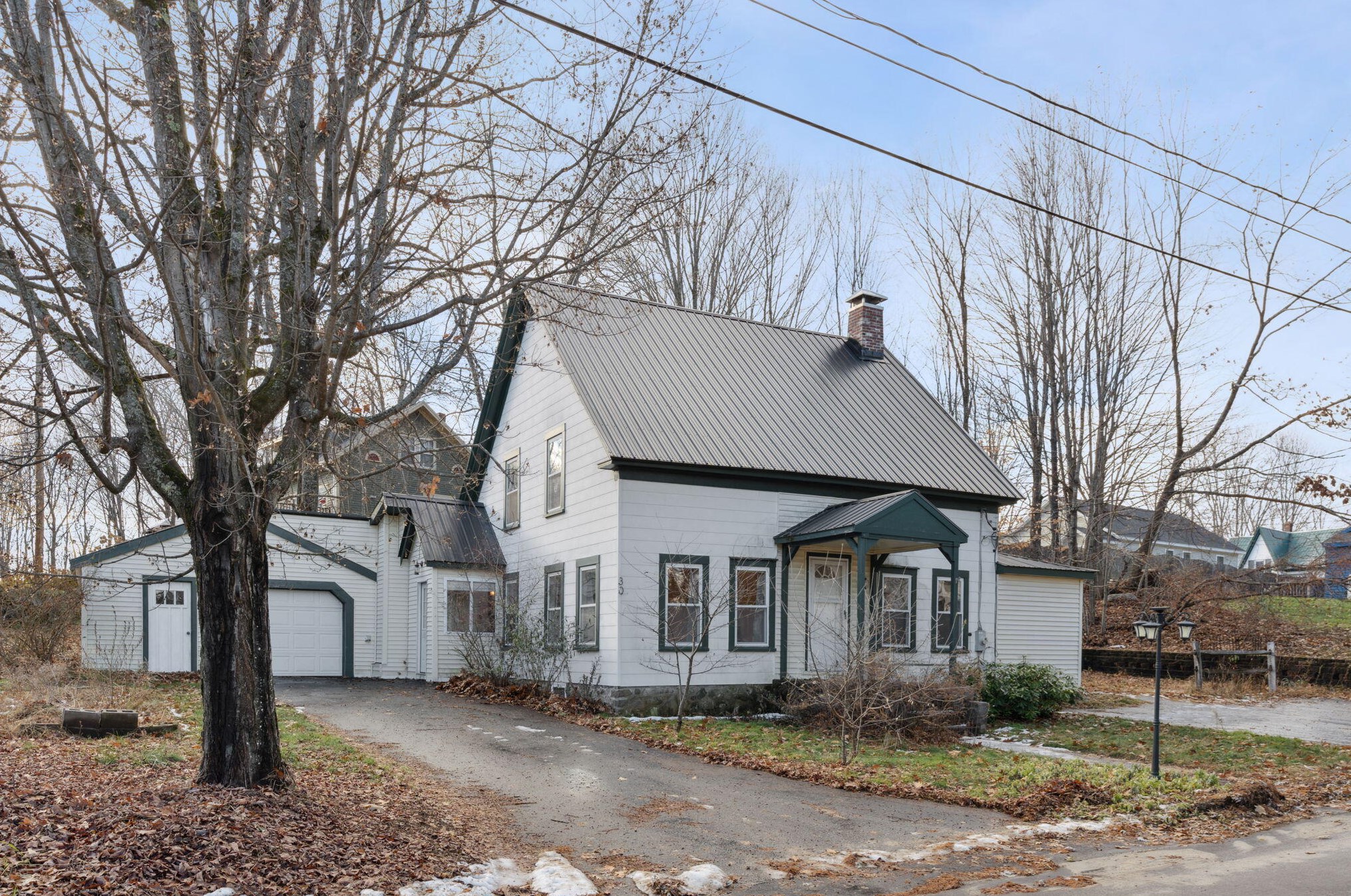 30 Bennett St, Bridgton, ME 04009-1201