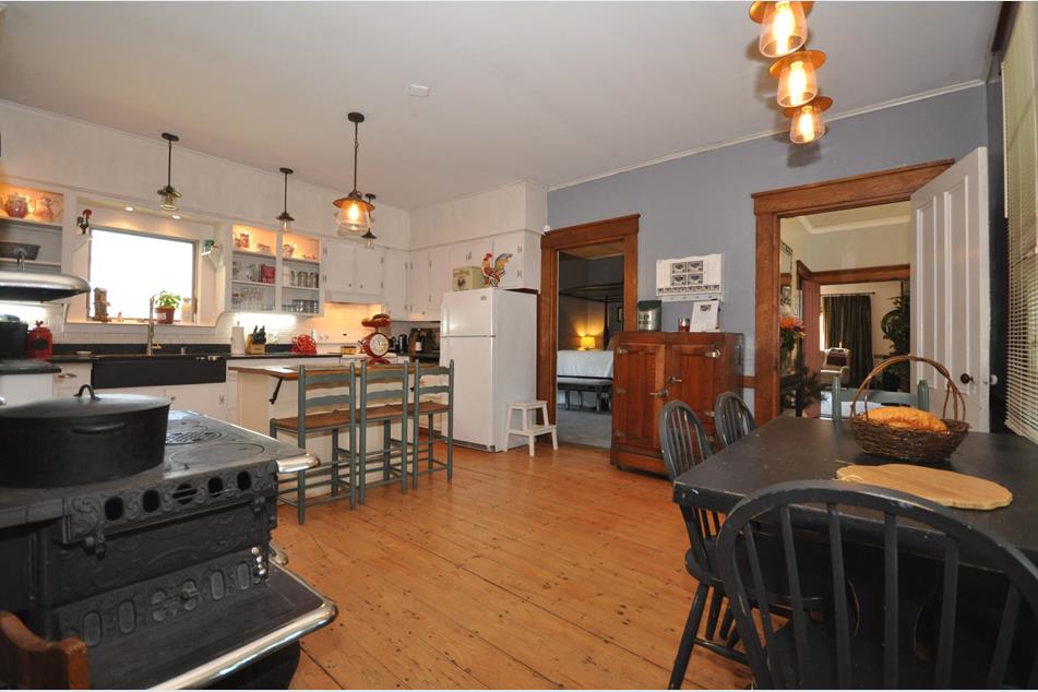 225 W Main St, Searsport, ME 04974 MLS 1578417 Coldwell Banker