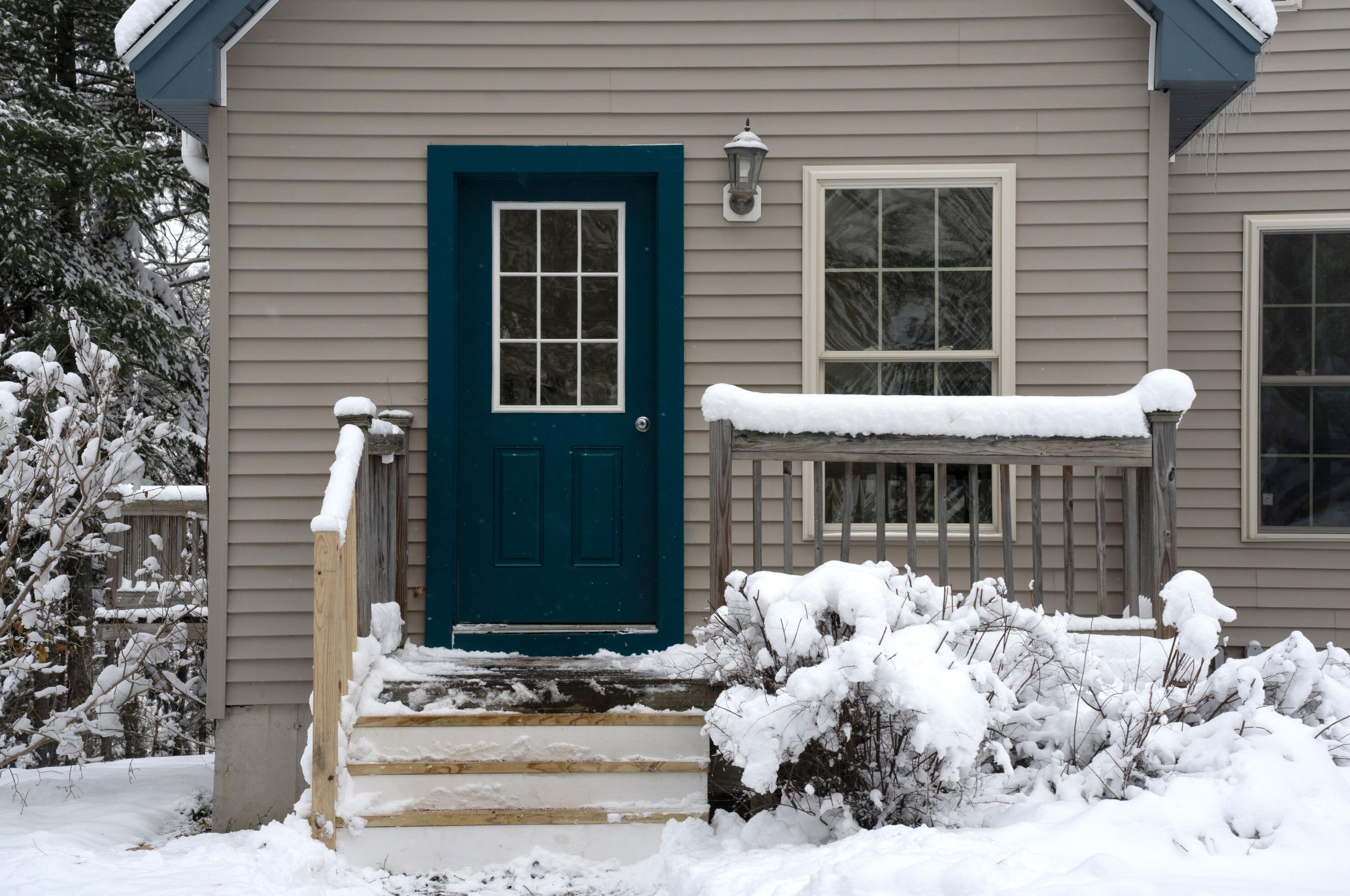 38 Fieldstone Rd, Waltham, ME 04605-3399