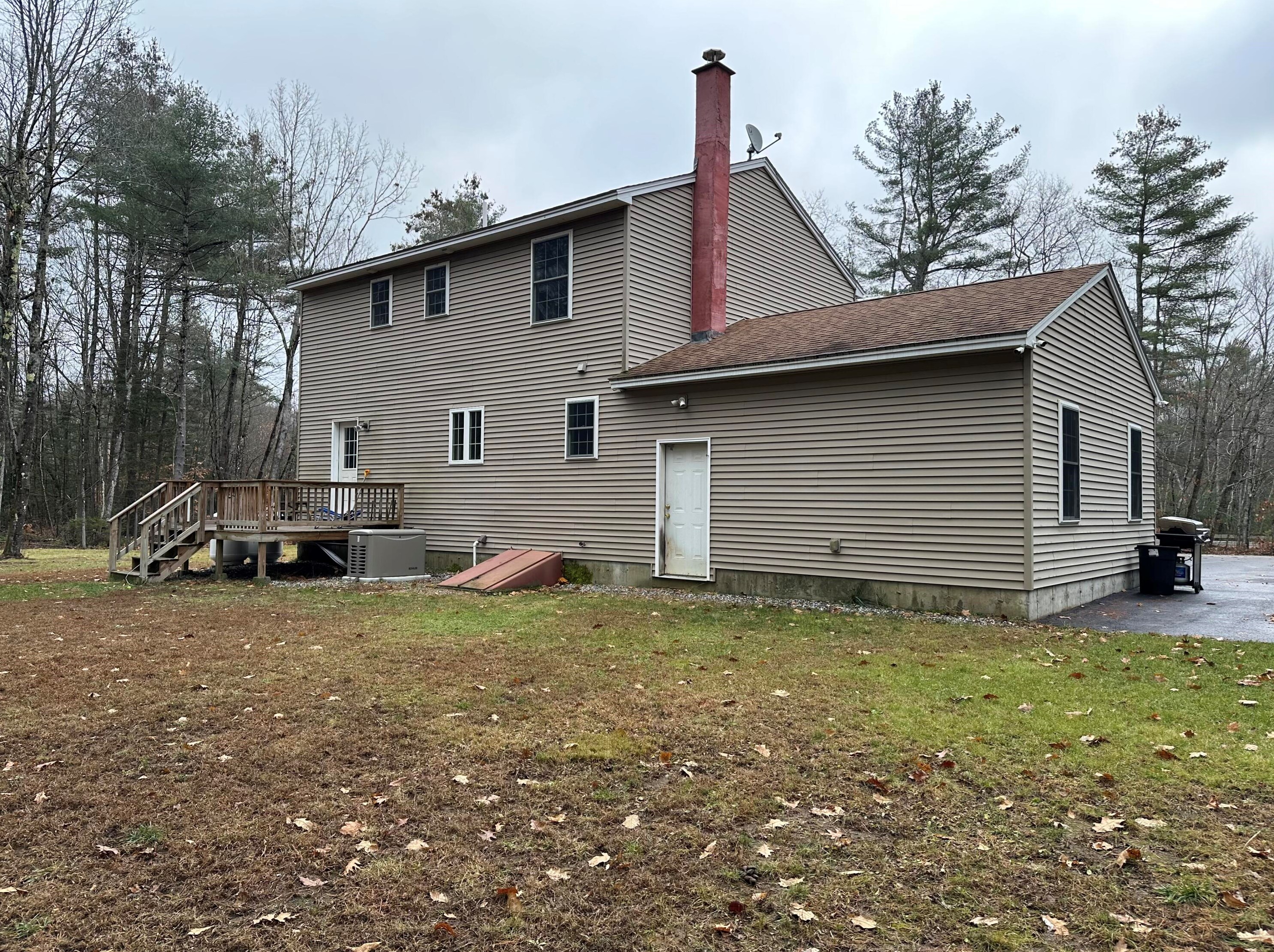 25 Mckenny Dr, New Gloucester, ME 04260