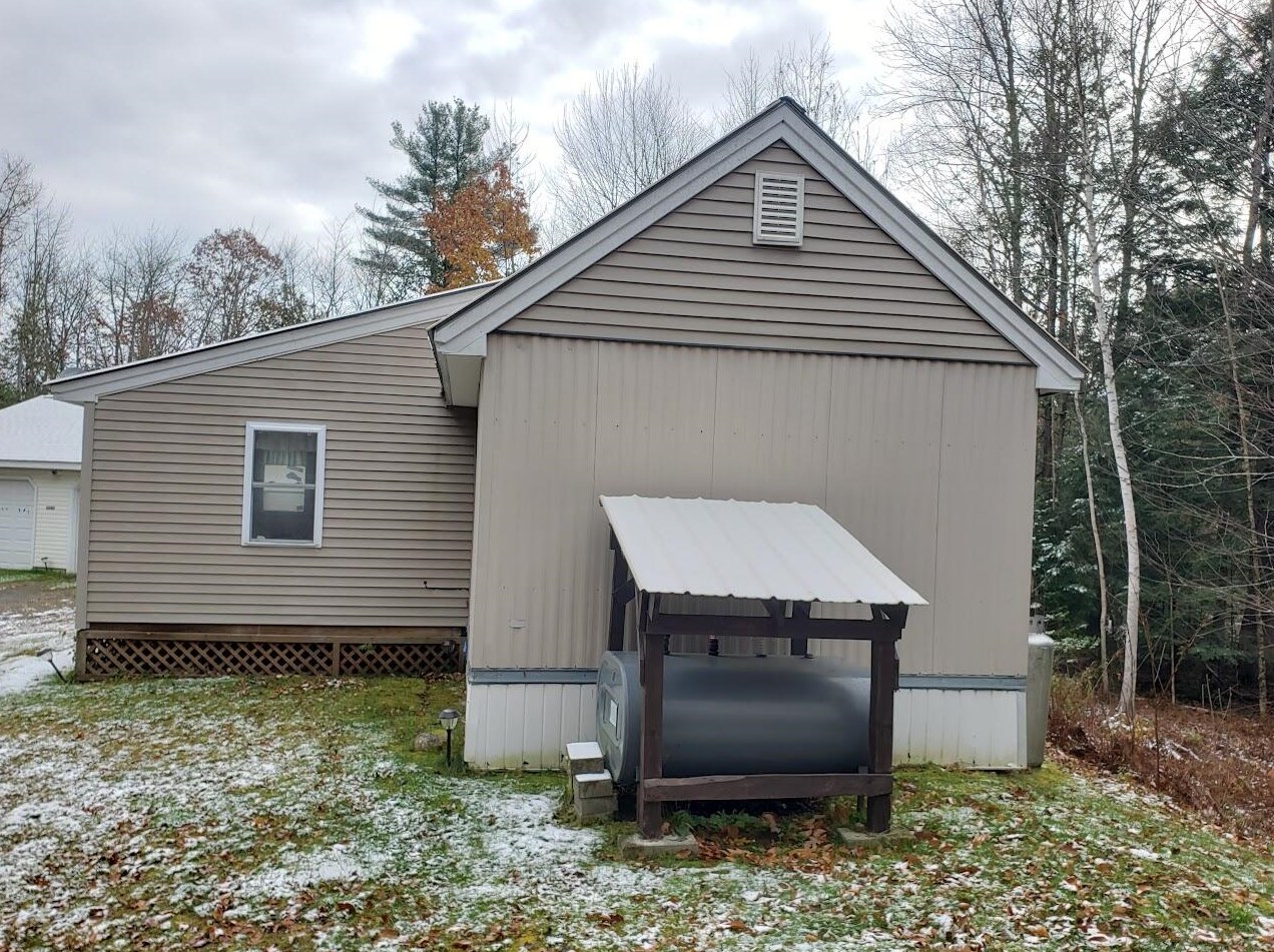 6080 Bennoch Rd, Maxfield, ME 04453