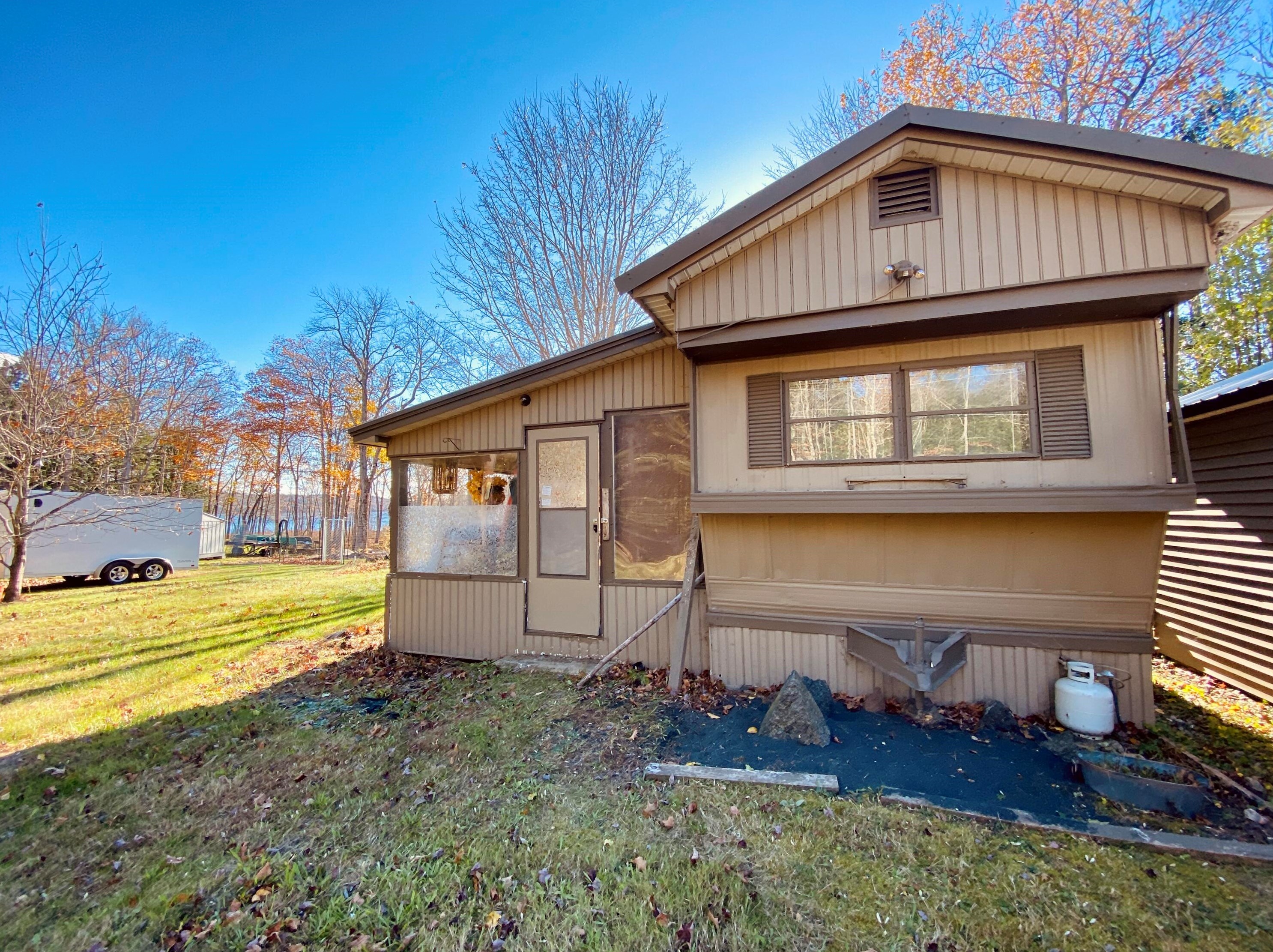 39 Wood Rd, Wayne, ME 04284