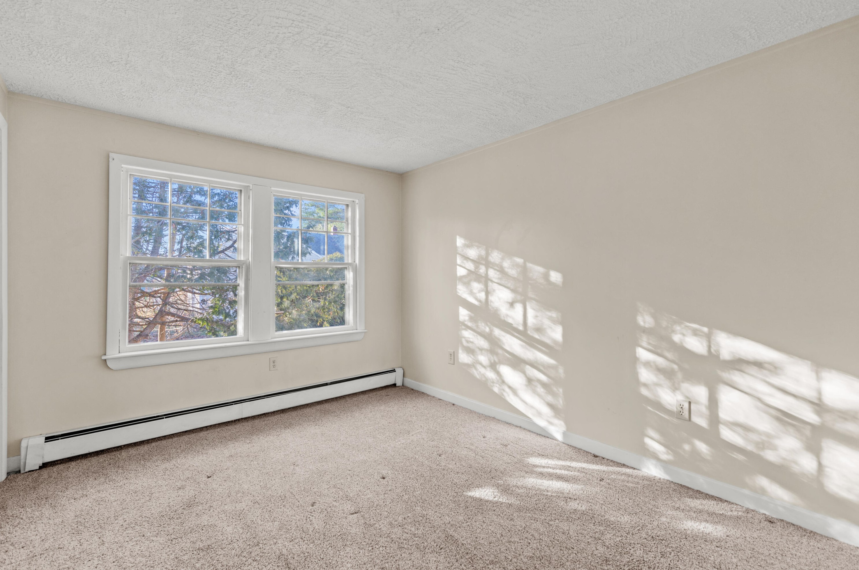 13 Middle Rd, Portland ME  04105-1817 exterior