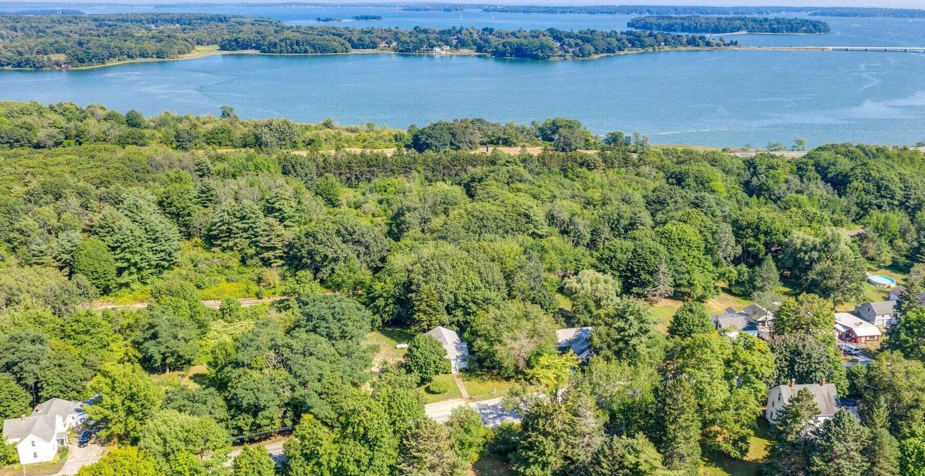 13 Middle Rd, Portland ME  04105-1817 exterior