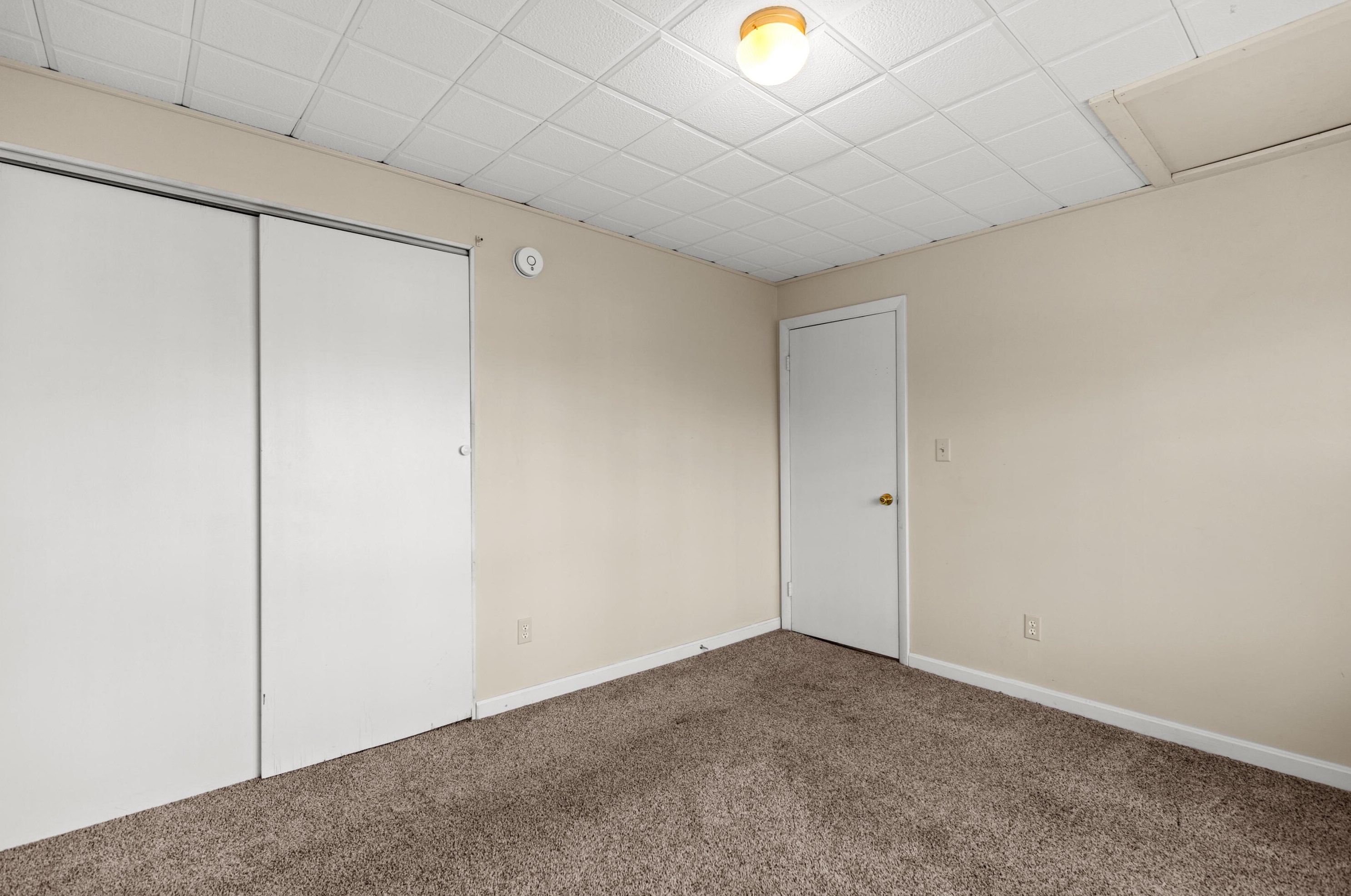 13 Middle Rd, Portland ME  04105-1817 exterior