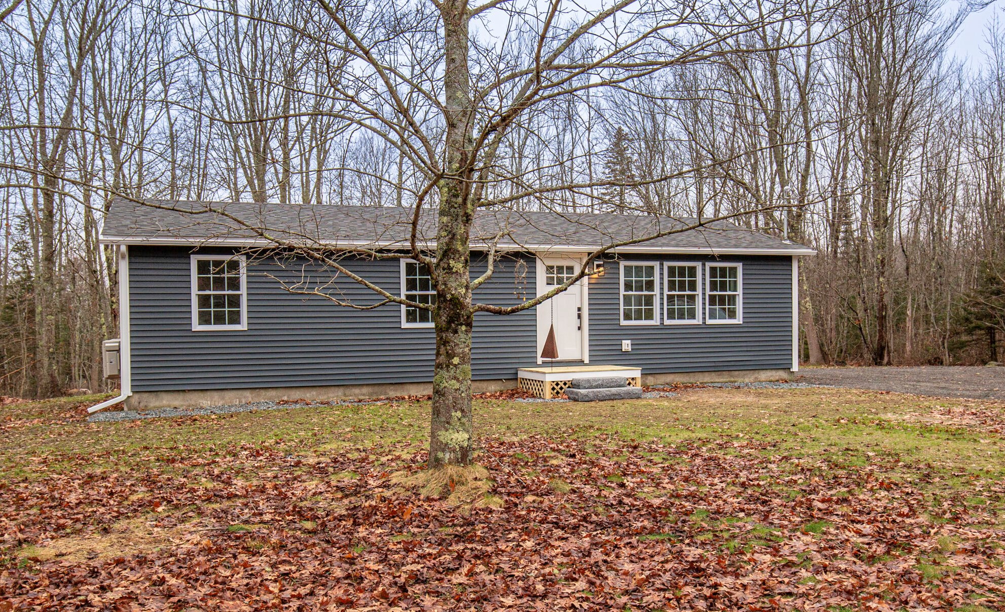 689 Mines Rd, Sedgwick, ME 04676