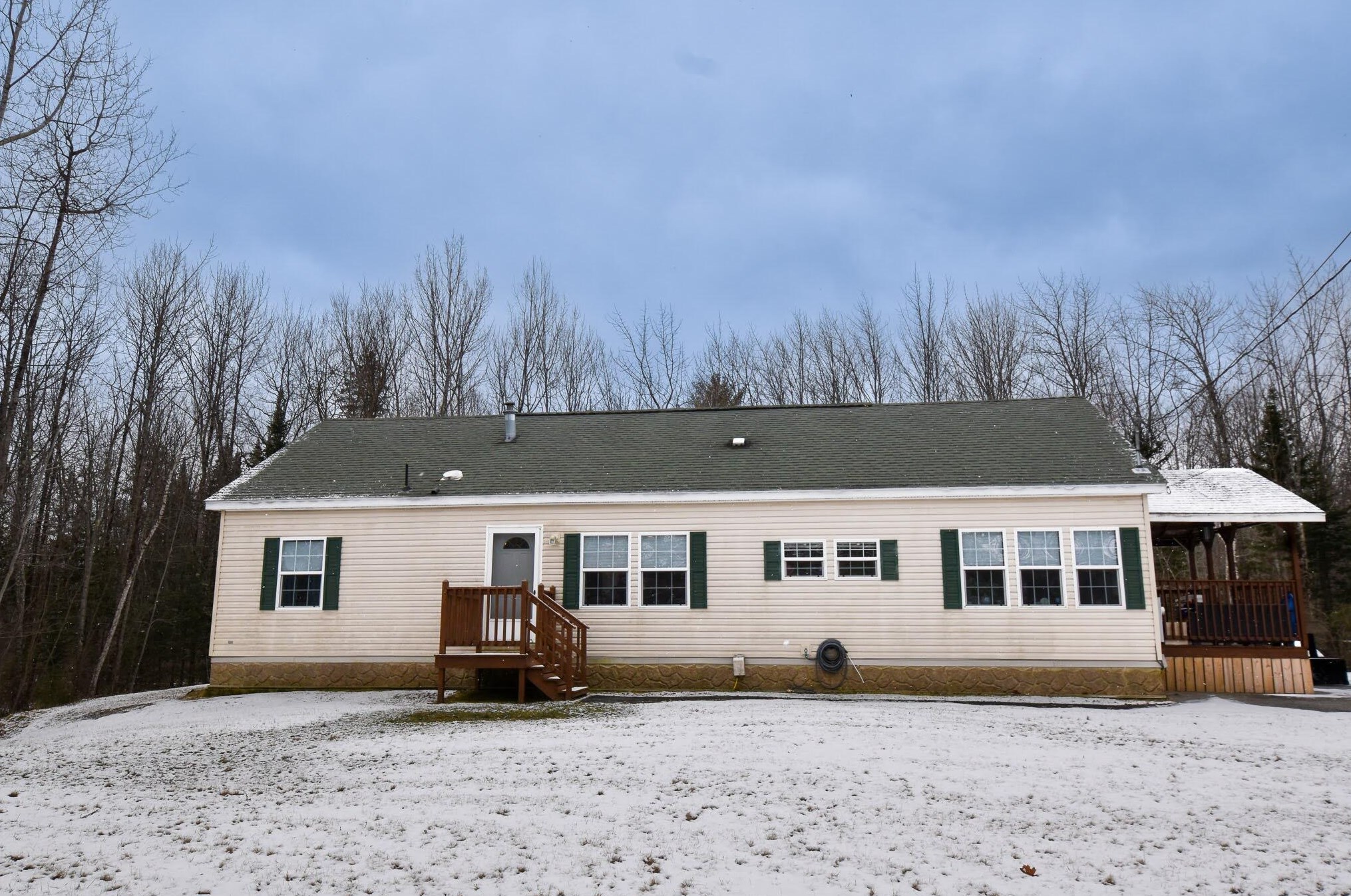 182 Mt Pleasant Rd, Levant, ME 04456