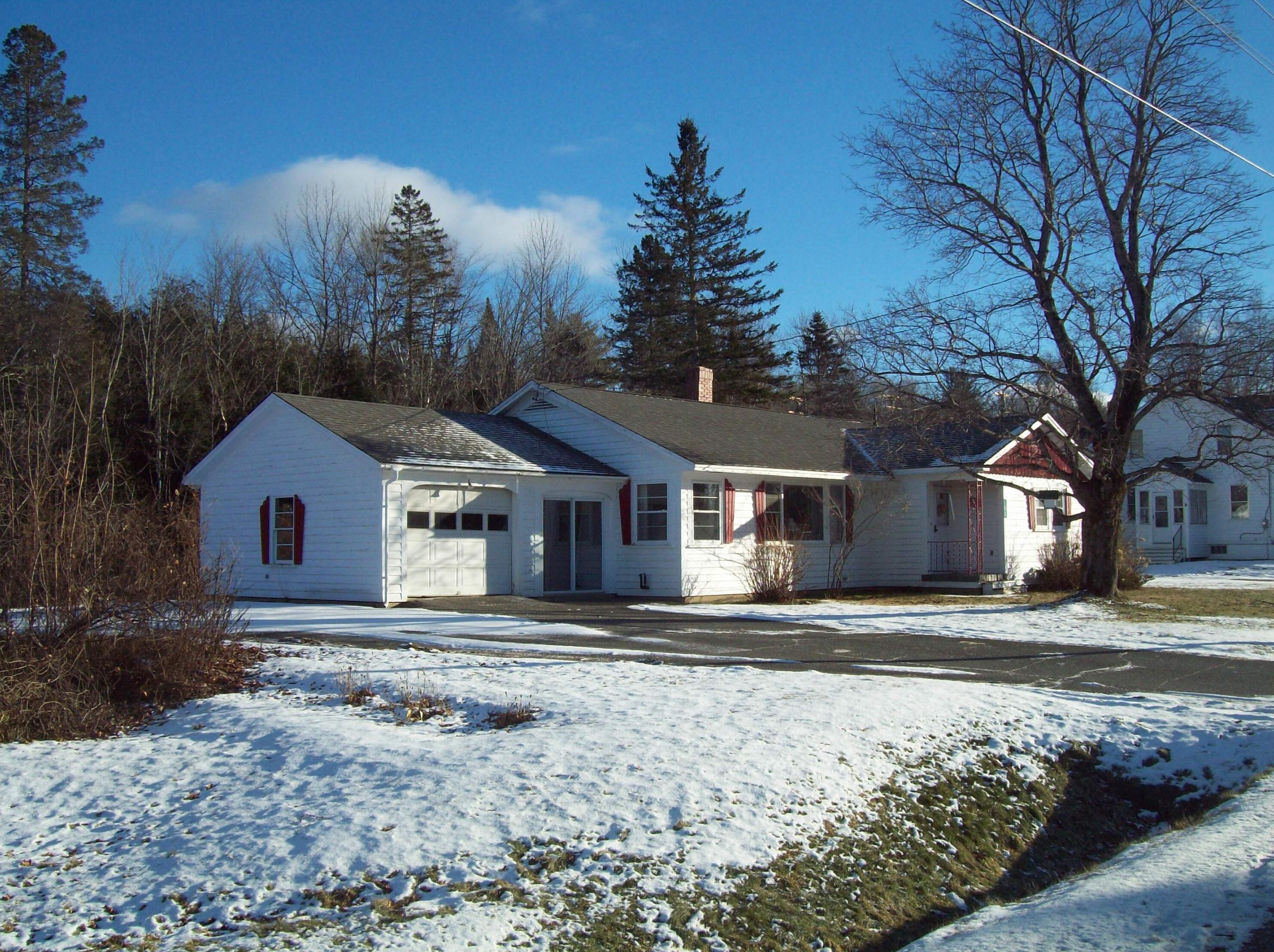 153 Main St, Molunkus Township, ME 04459