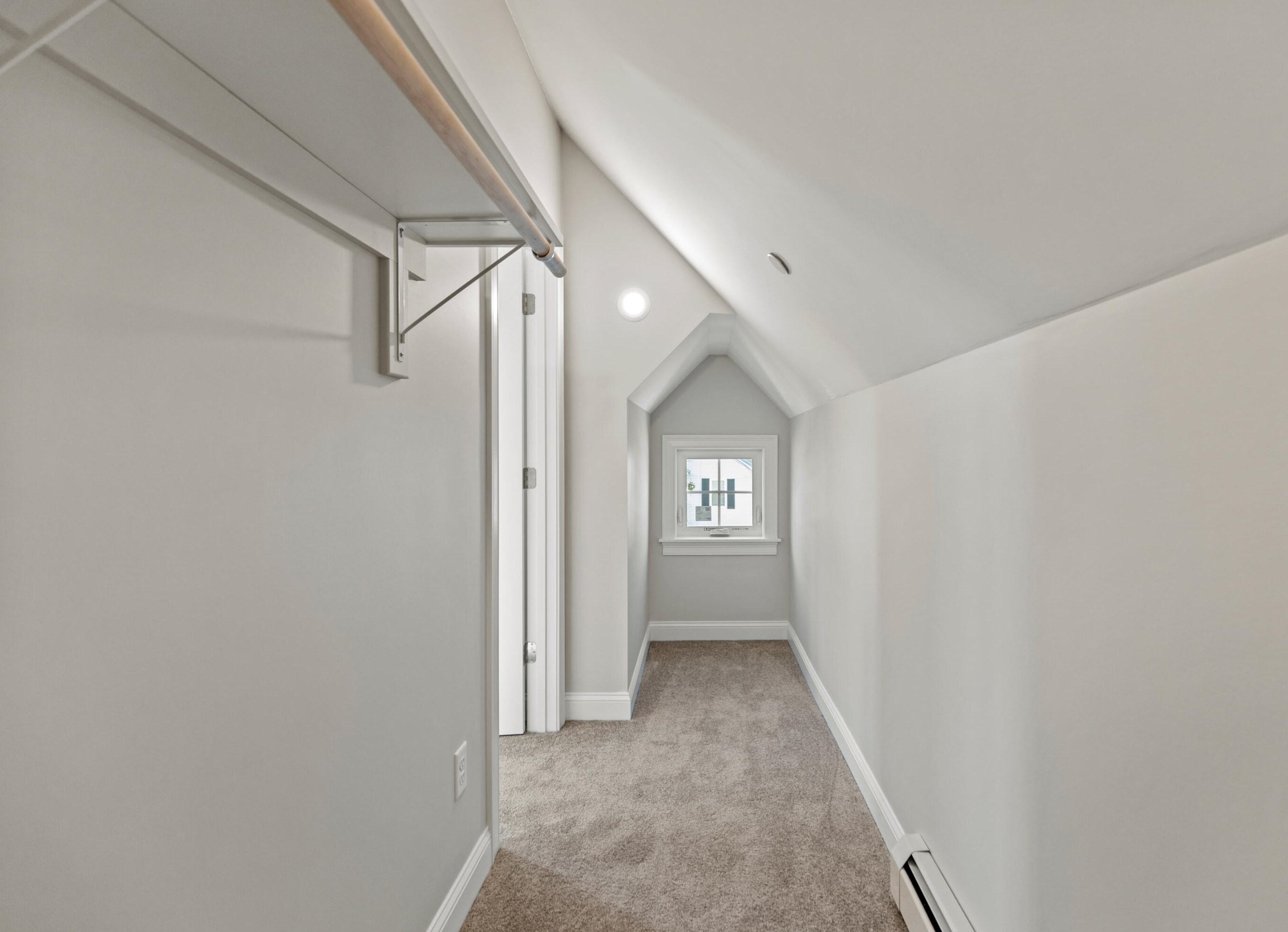 102 Brigham St, Portland ME  04106-3407 exterior