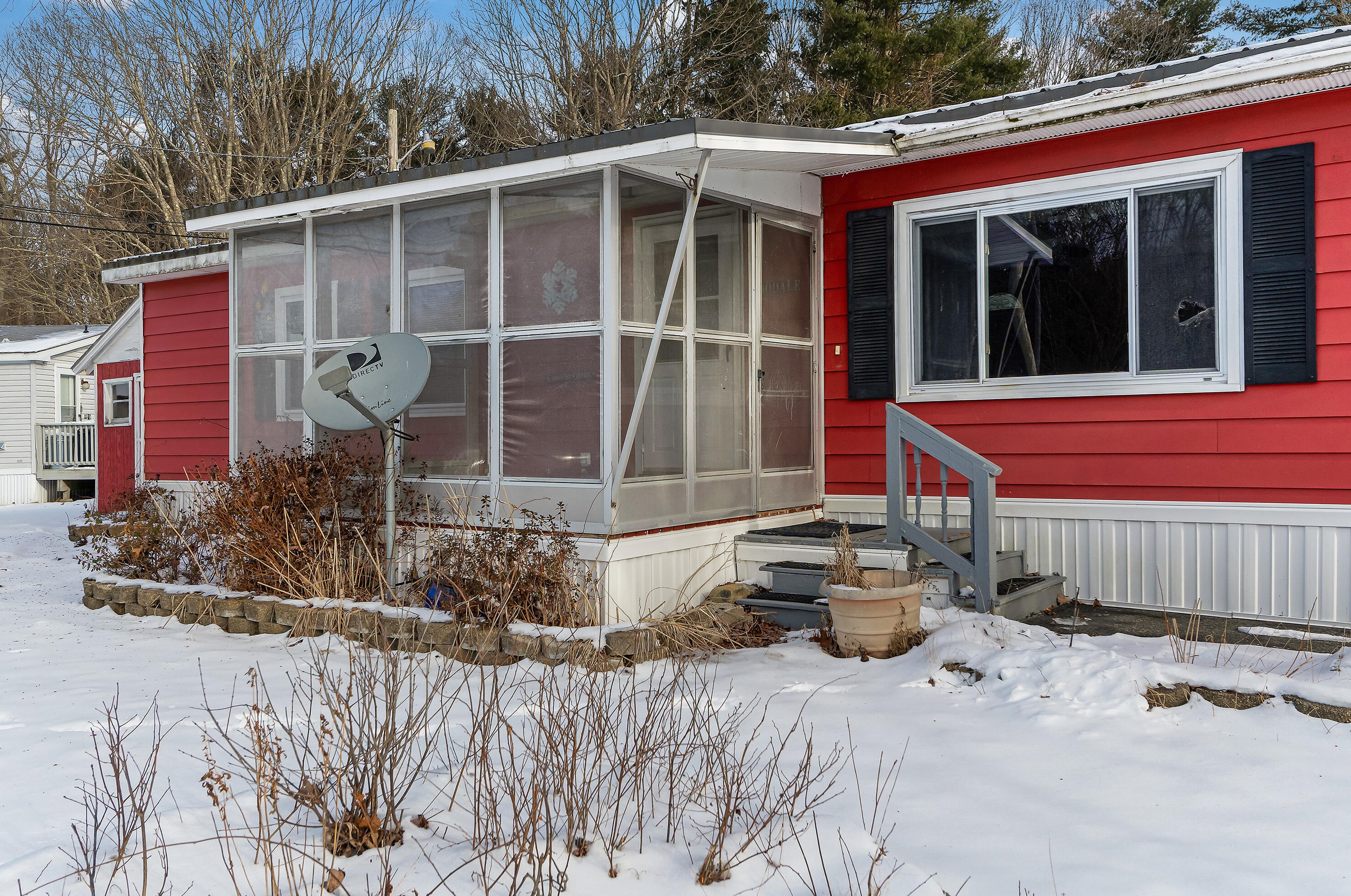 28 Caincrest Rd, York, ME 03909-5156