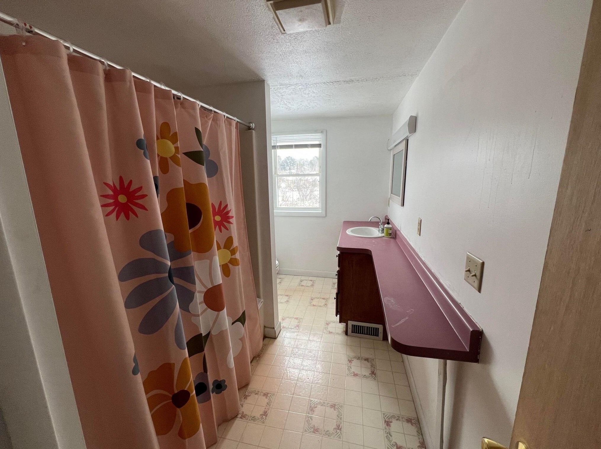 14 Perley St, Lewiston ME  04240-3825 exterior