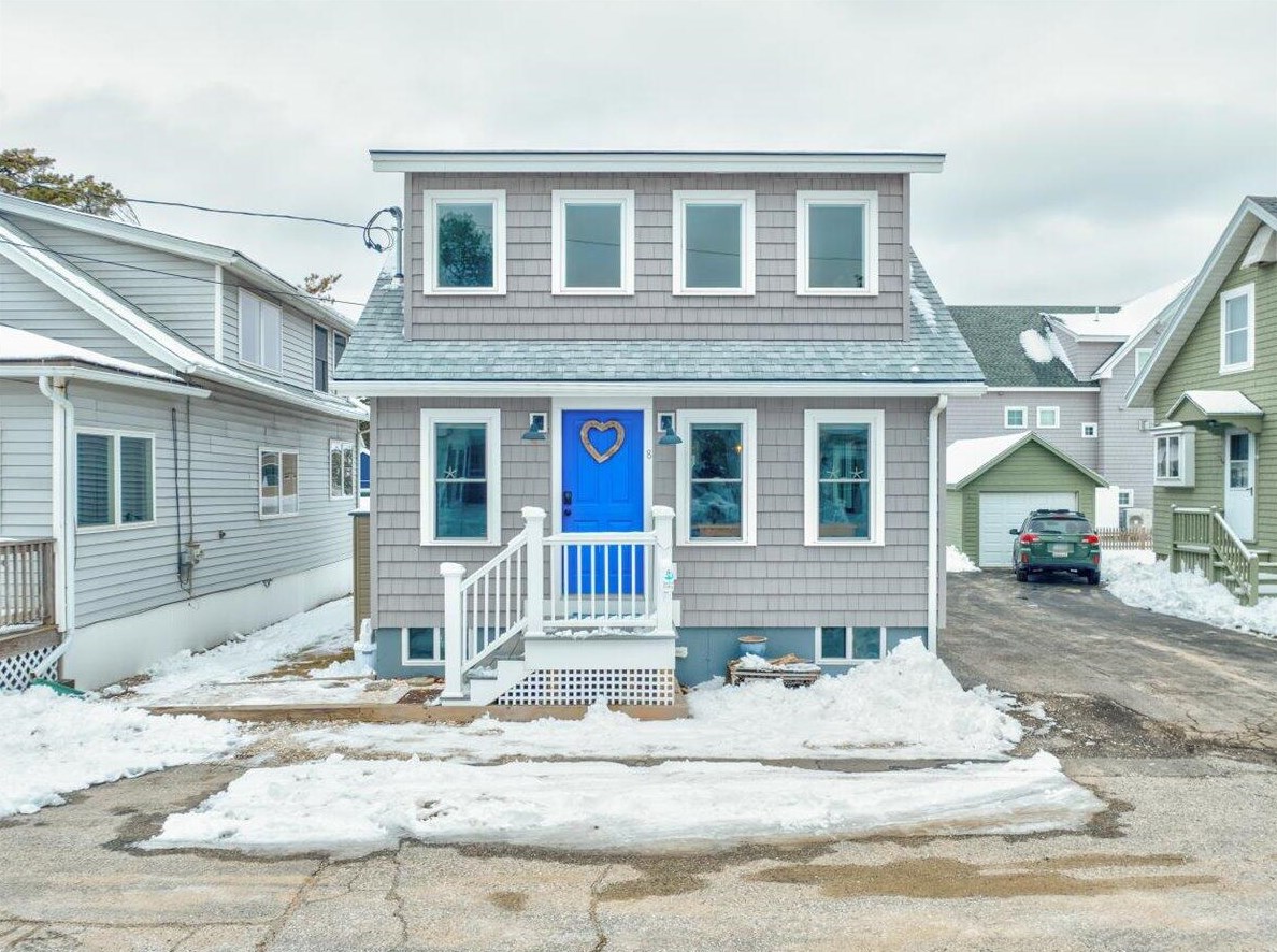 8 Sea Rose Ln, Scarborough, ME 04074 exterior