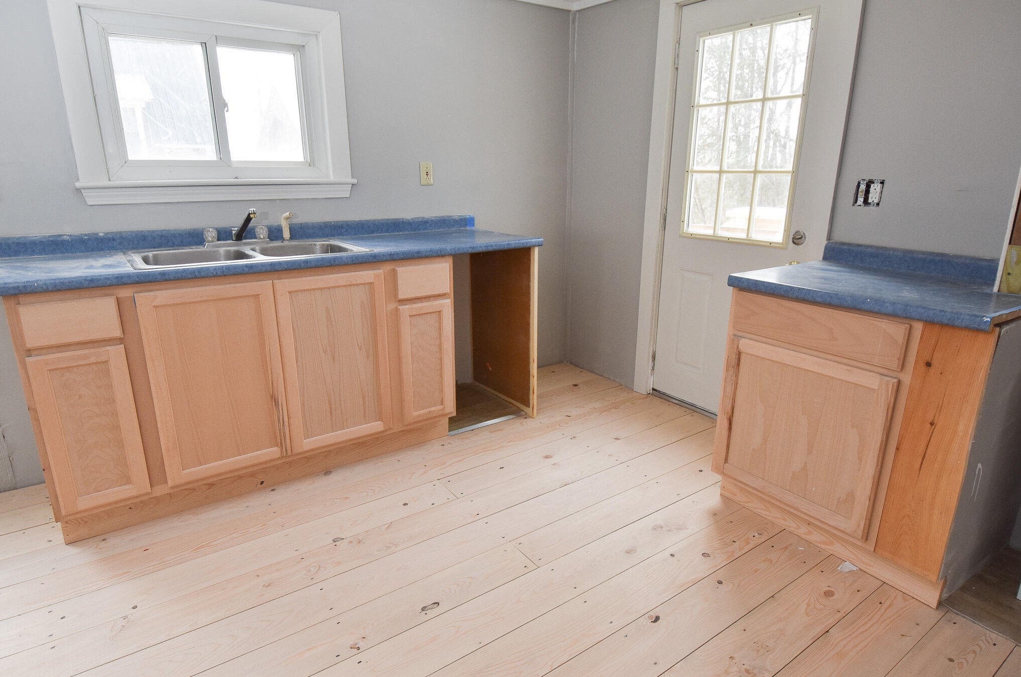 163 Riverside St, Milo, ME 04463