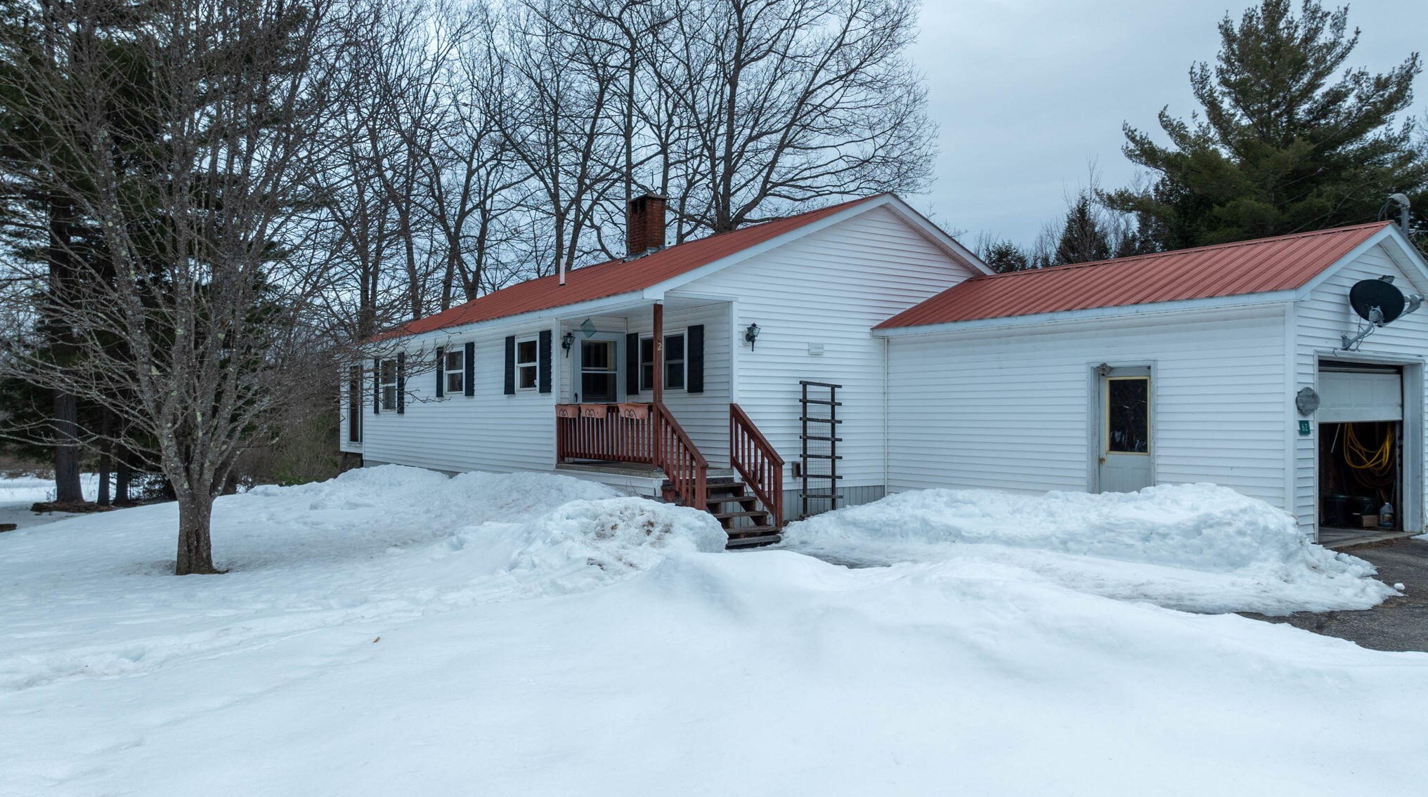 62 Delano Dr, Norway, ME 04268