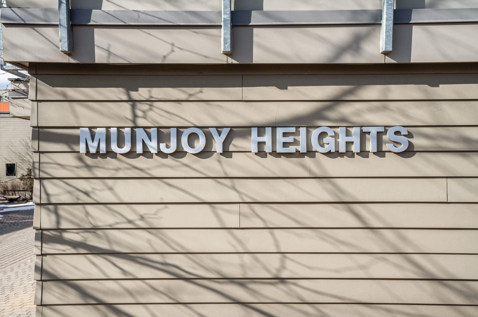 217 Sheridan St, Portland, ME 04101