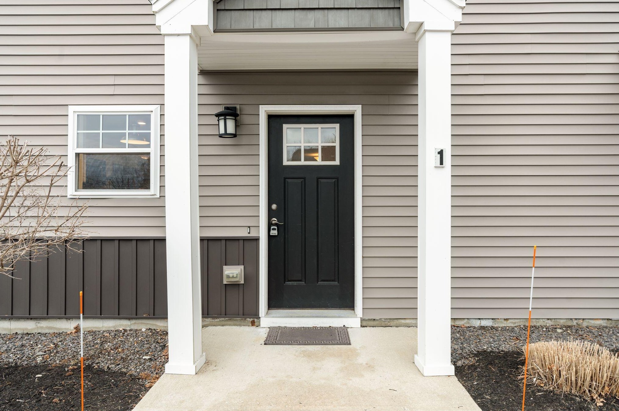 499 Cumberland St #1, Westbrook, ME 04092