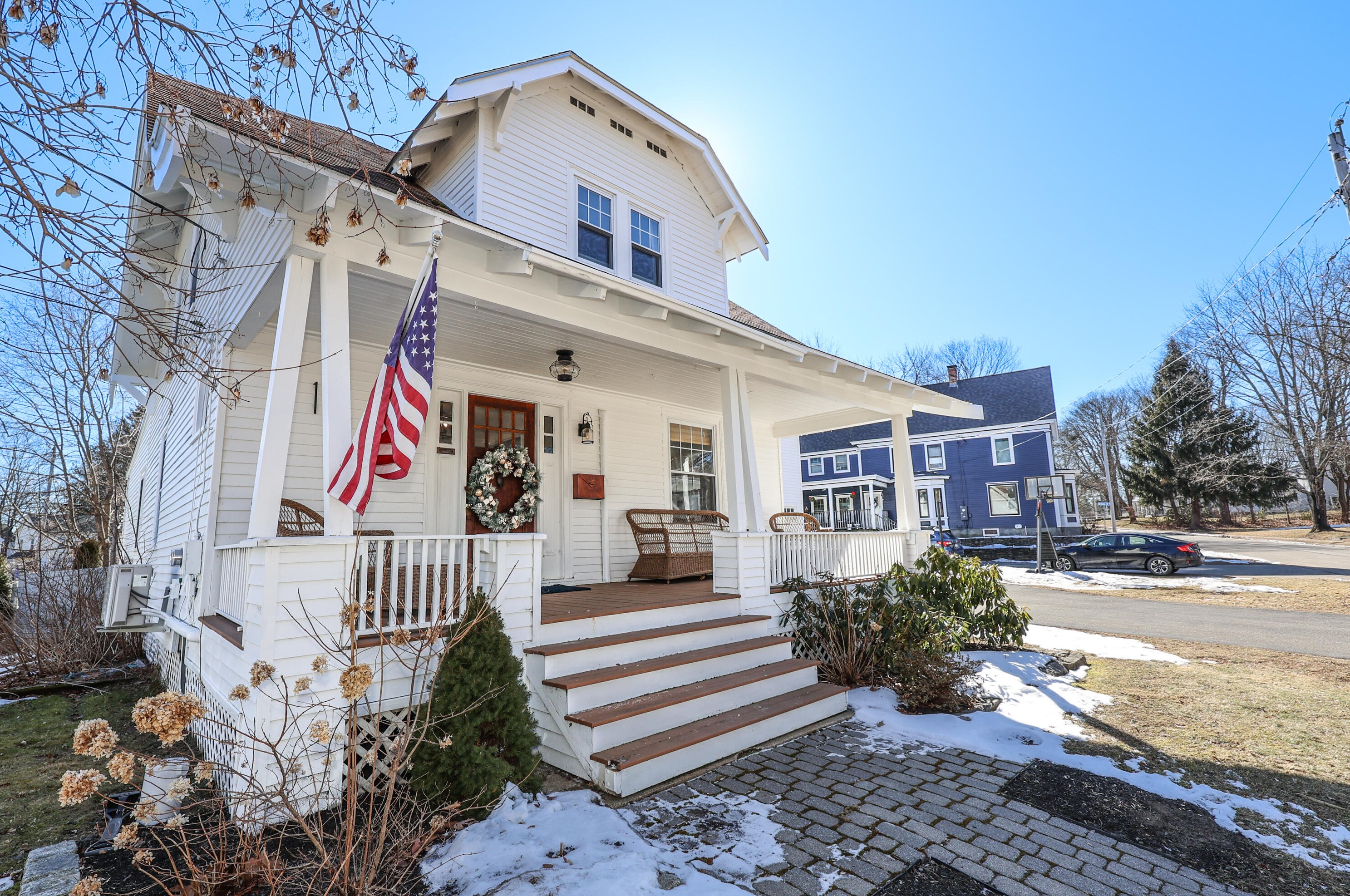18 Pleasant St, Kennebunk, ME 04043