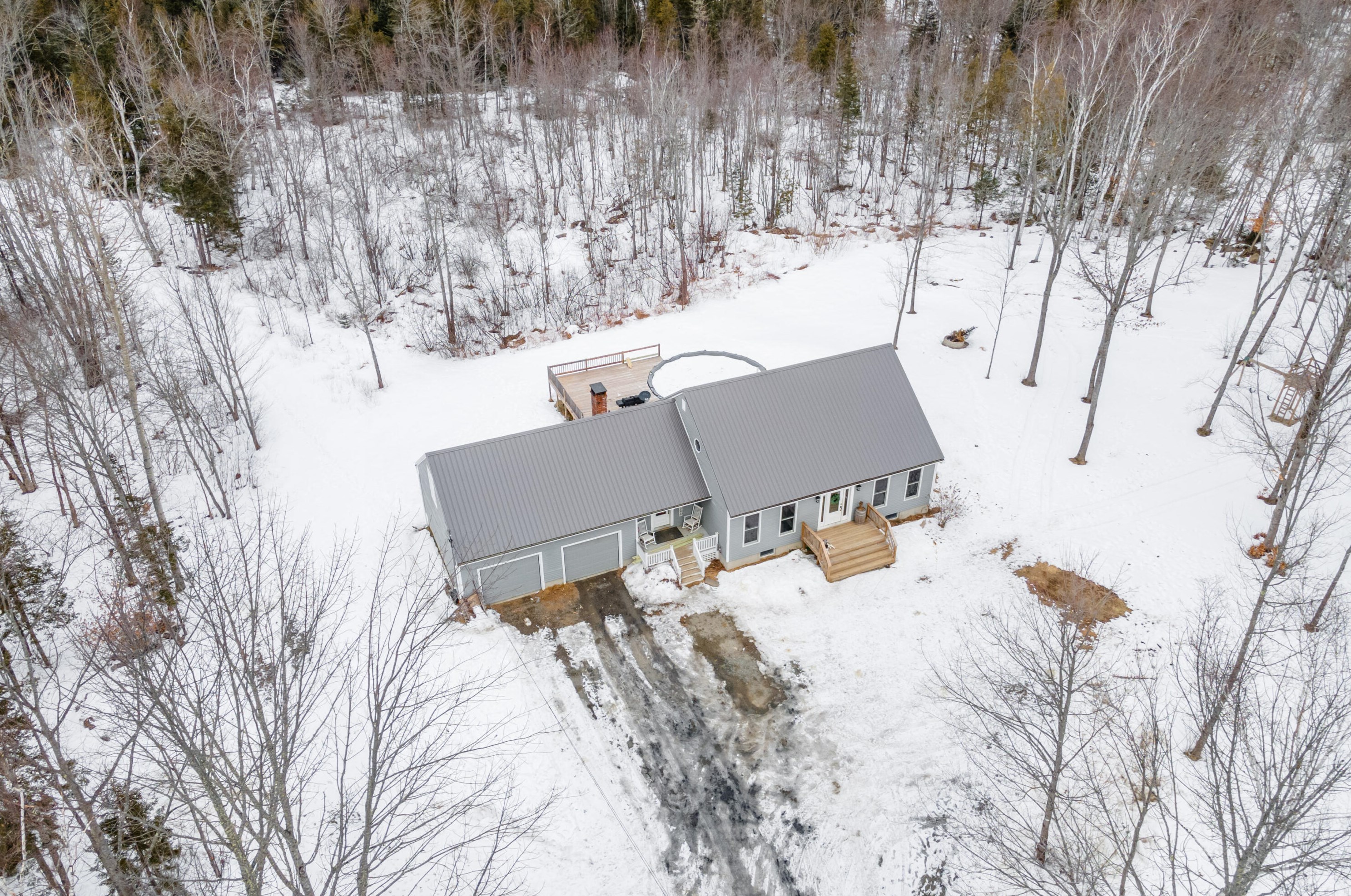 562 Range Rd, Sebec, ME 04426