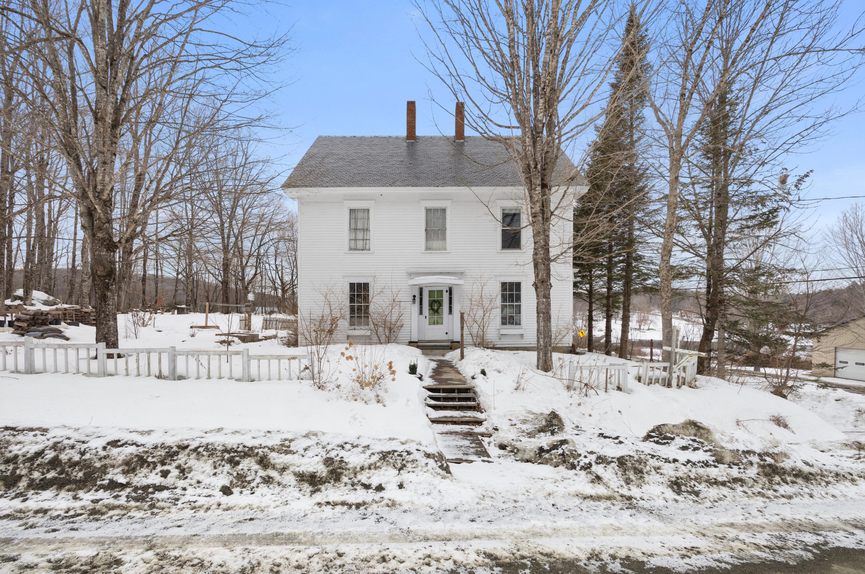 3 Moulton Hill Rd, Sebec, ME 04481 exterior