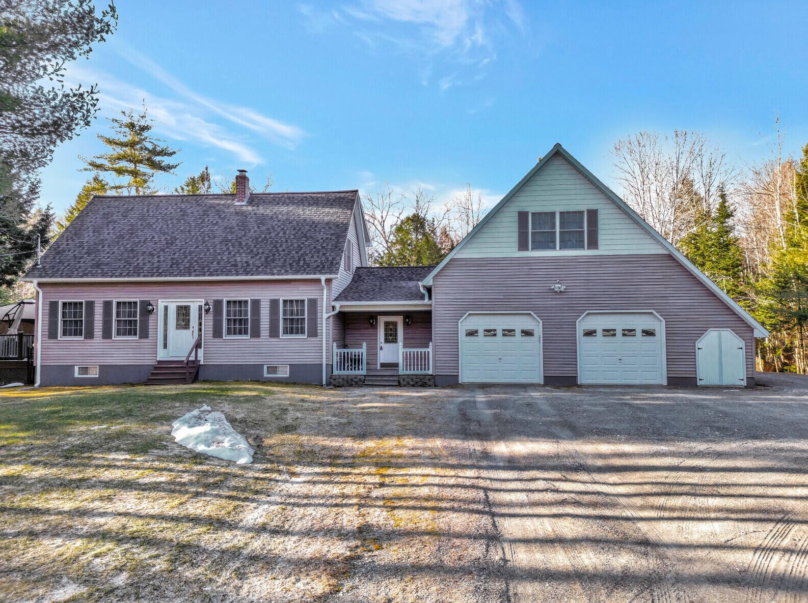 81 Oakwood Dr, Belgrade, ME 04917-4544