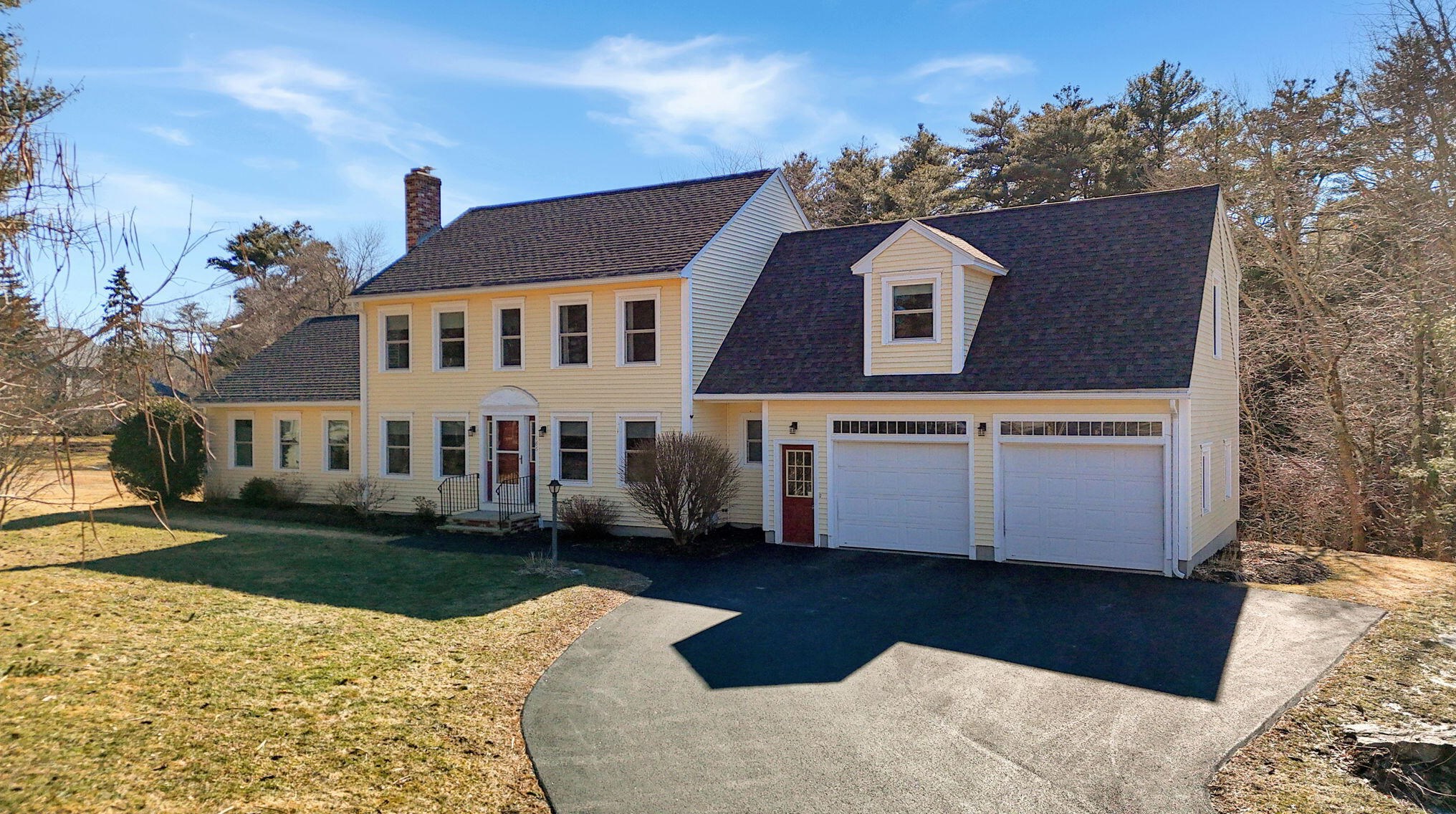 186 Regan Ln, Portland, ME 04103-2035