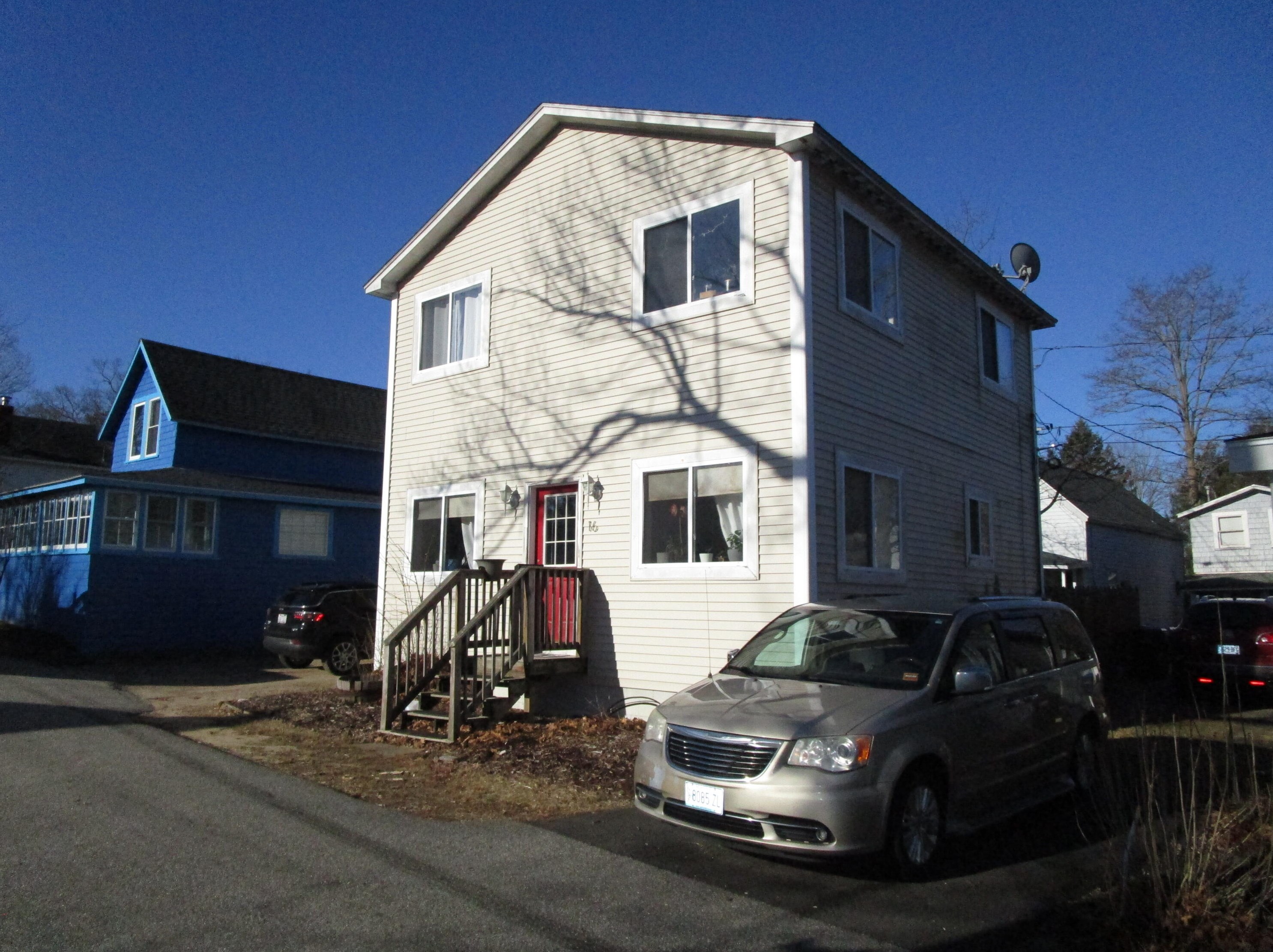 16 13Th St, Old-Orchard-Beach, ME 04064 exterior